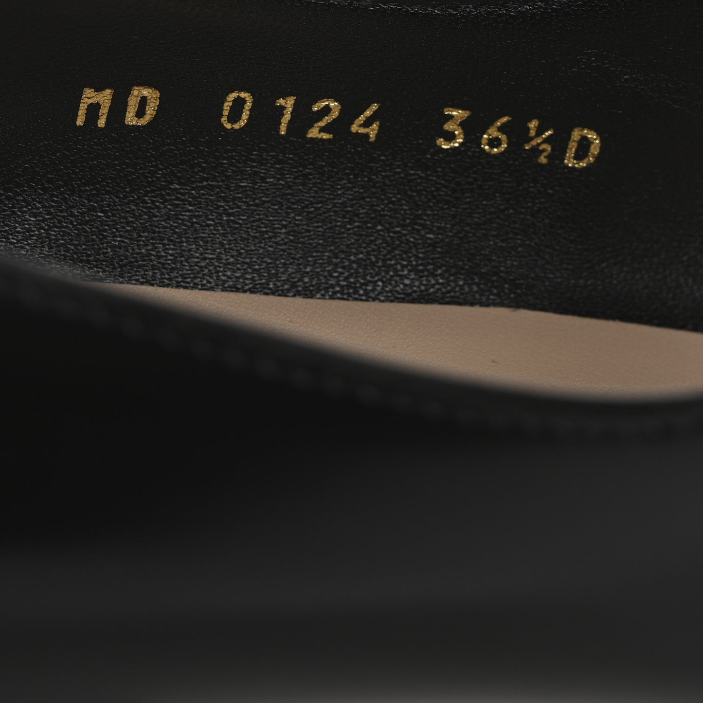 Brushed Calfskin Uniform 30mm Pumps 37 Black