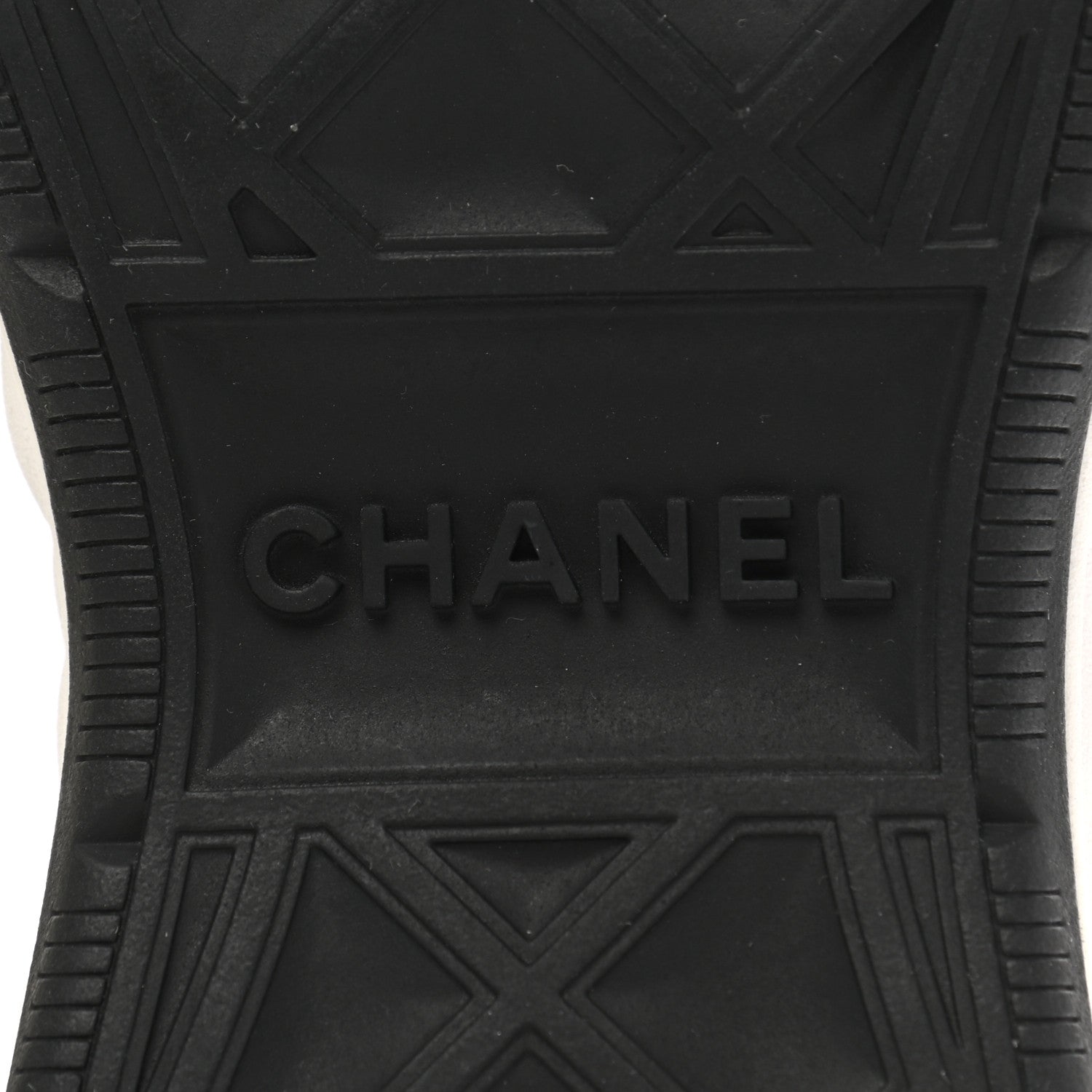Chanel Velvet Calfskin Mixed Fibers CC Sneakers 36.5 Ivory Black 6 of 9