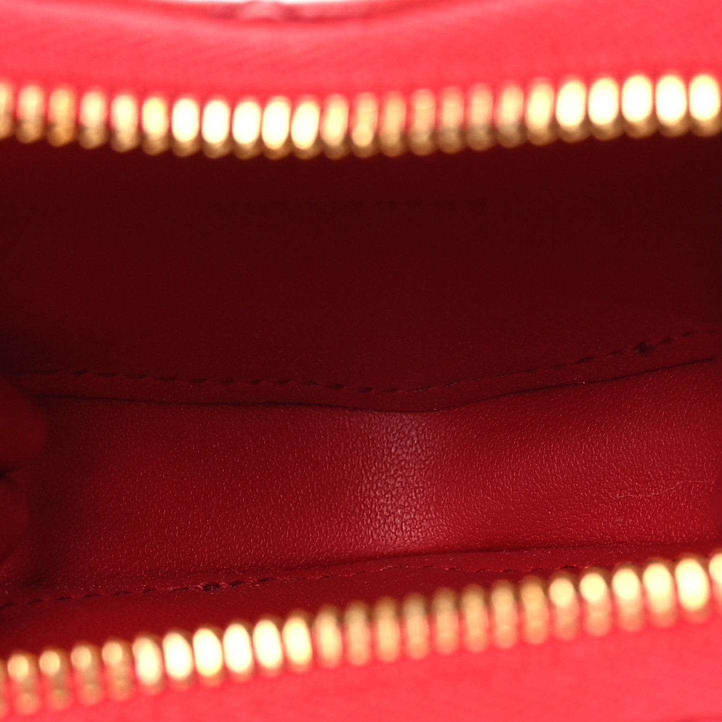 Calfskin Cannage Dioramour Caro Heart Pouch With Chain Bright Red