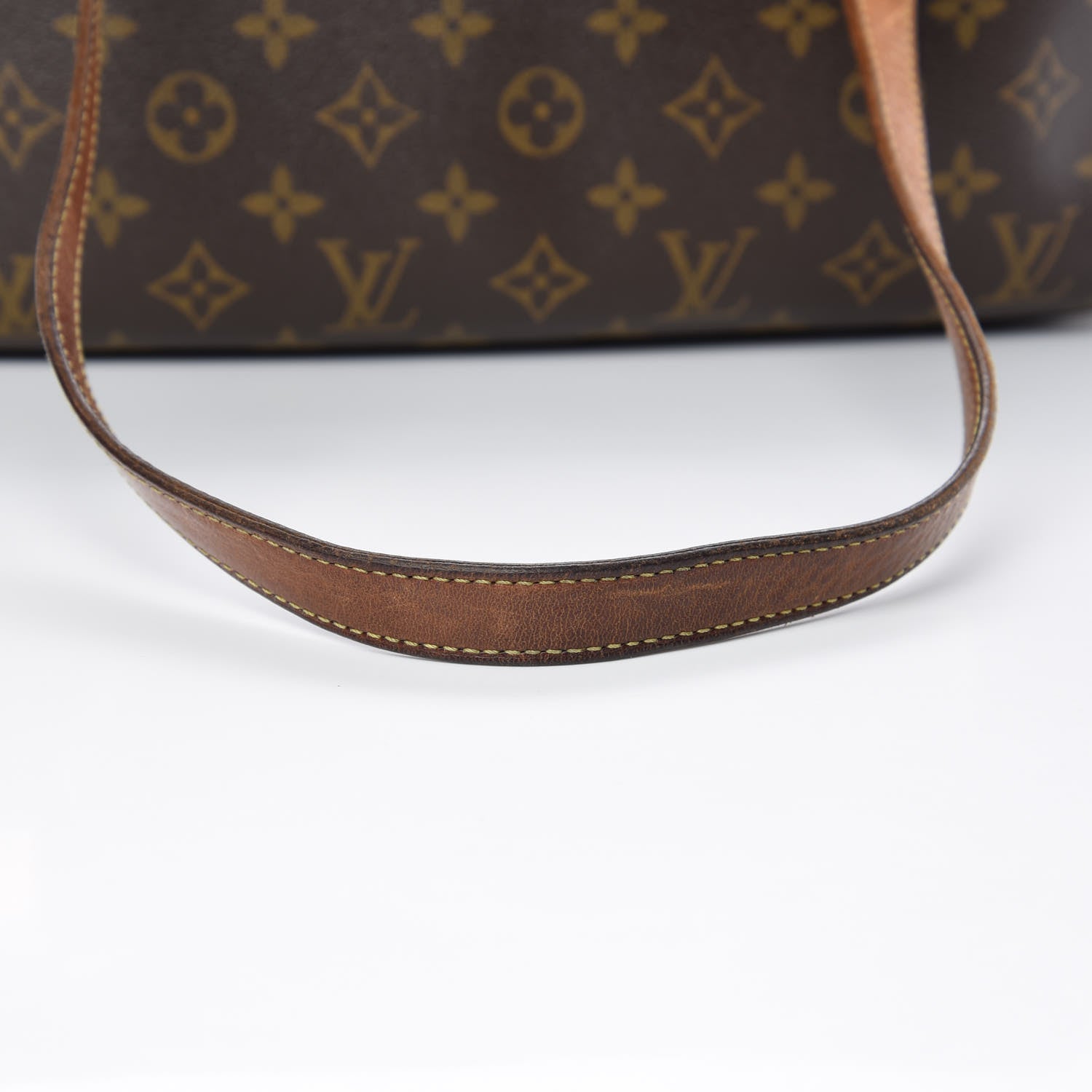 Louis Vuitton Monogram Cite GM 23 of 26