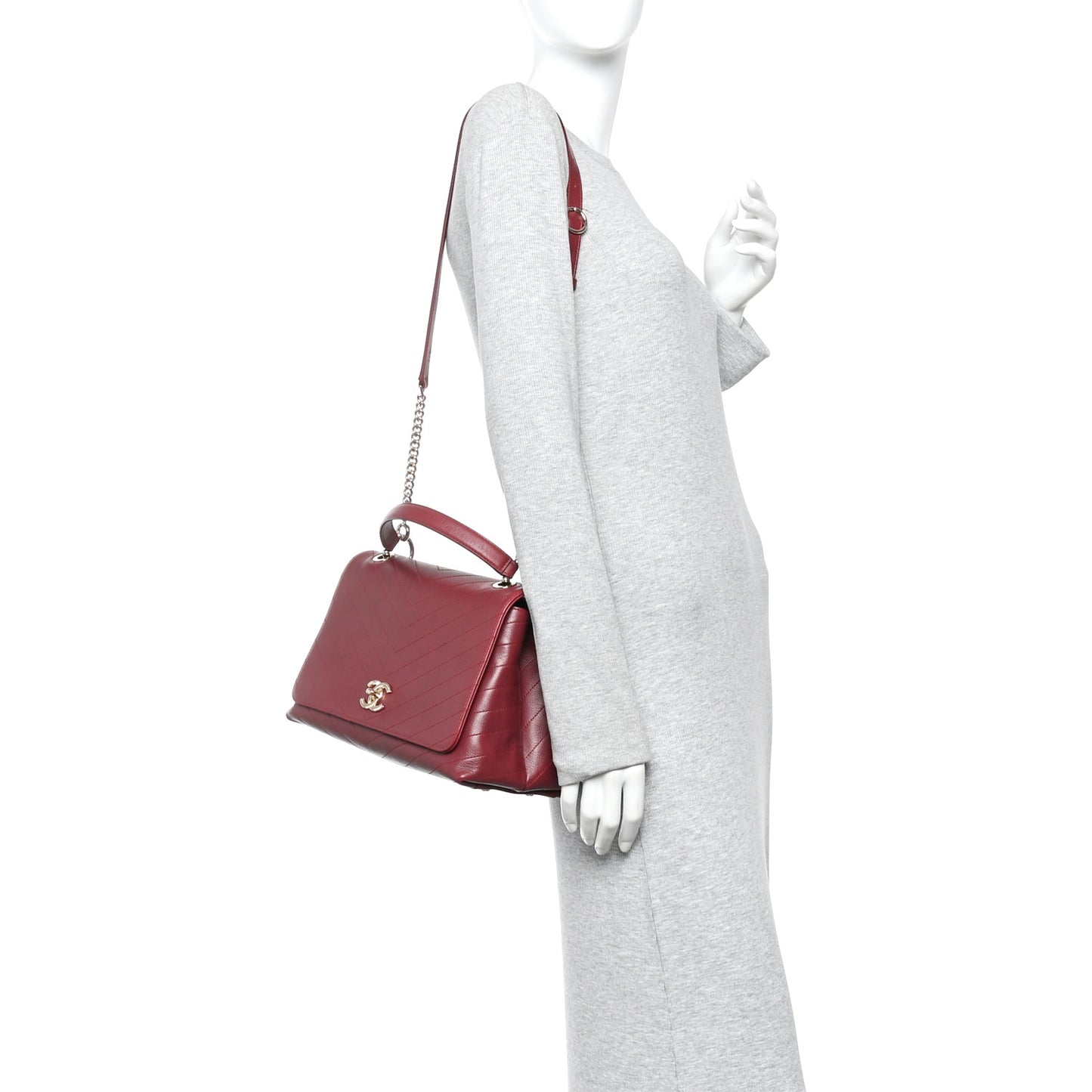 Grained Calfskin Stitched Chevron Medium Chic Top Handle Flap Red