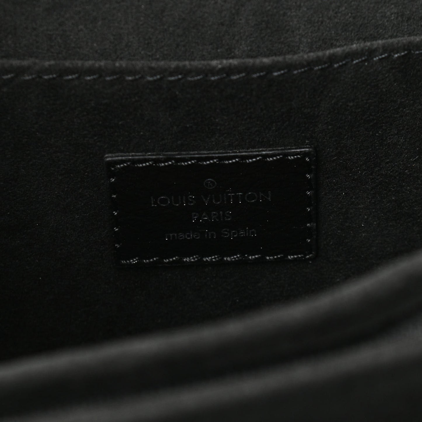 Reverse Monogram Giant Dauphine MM