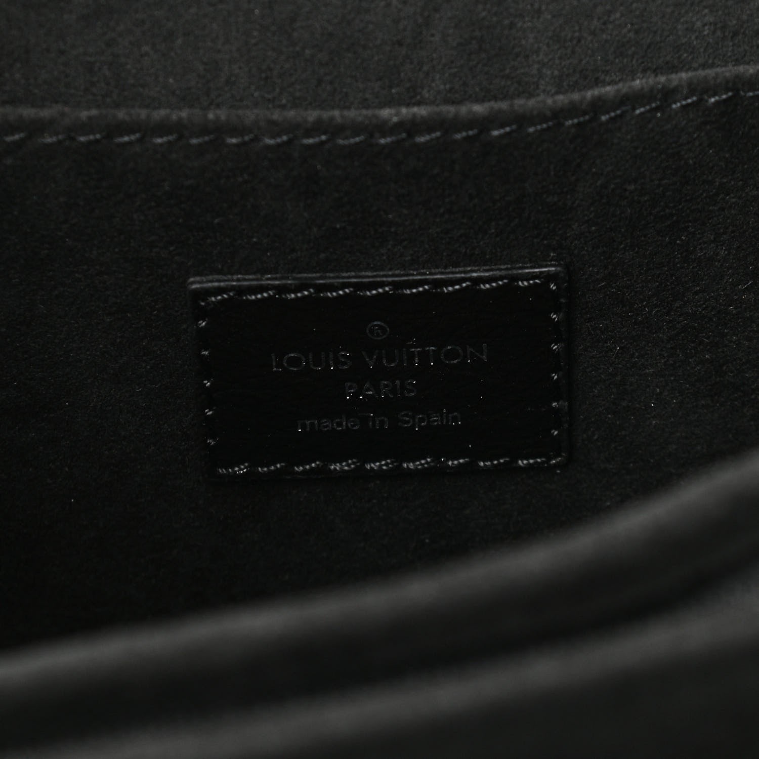 Louis Vuitton Reverse Monogram Giant Dauphine MM 6 of 9