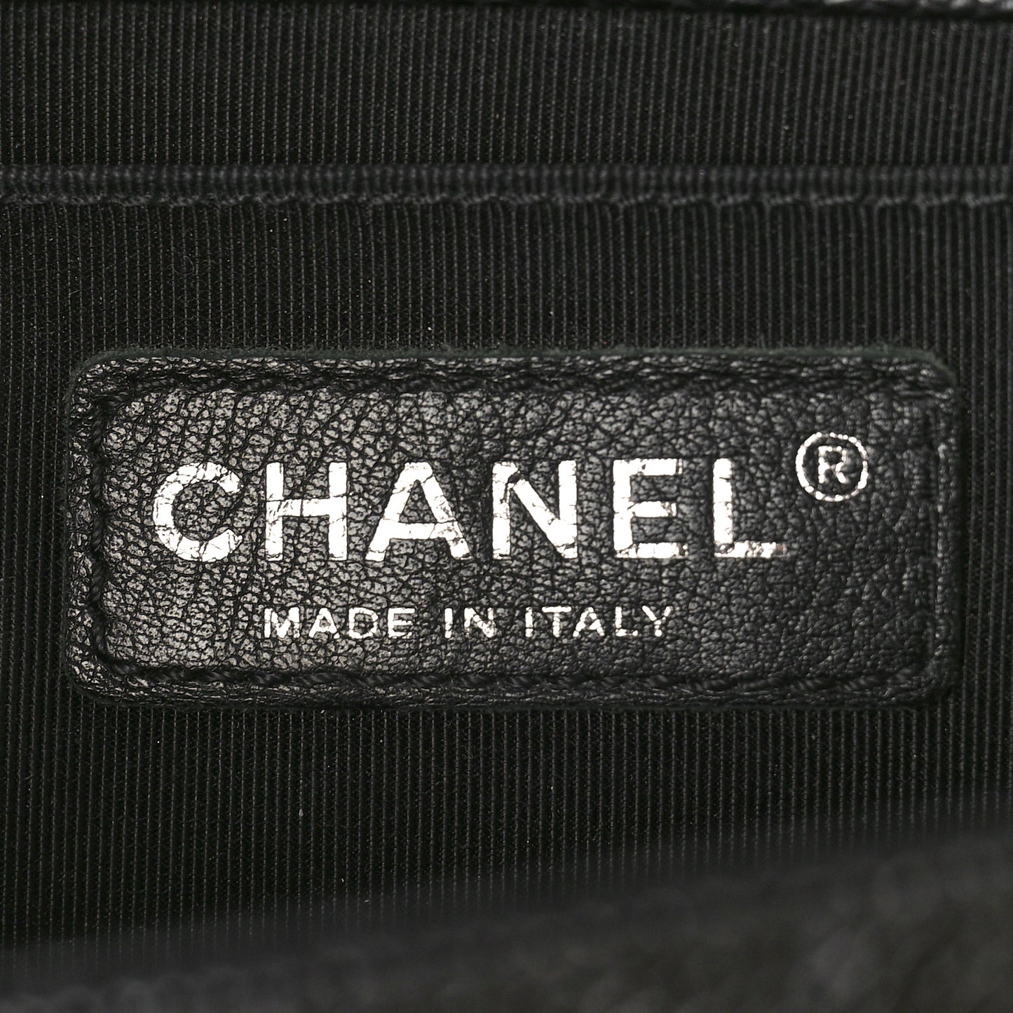 Caviar Quilted Medium Boy Flap Black