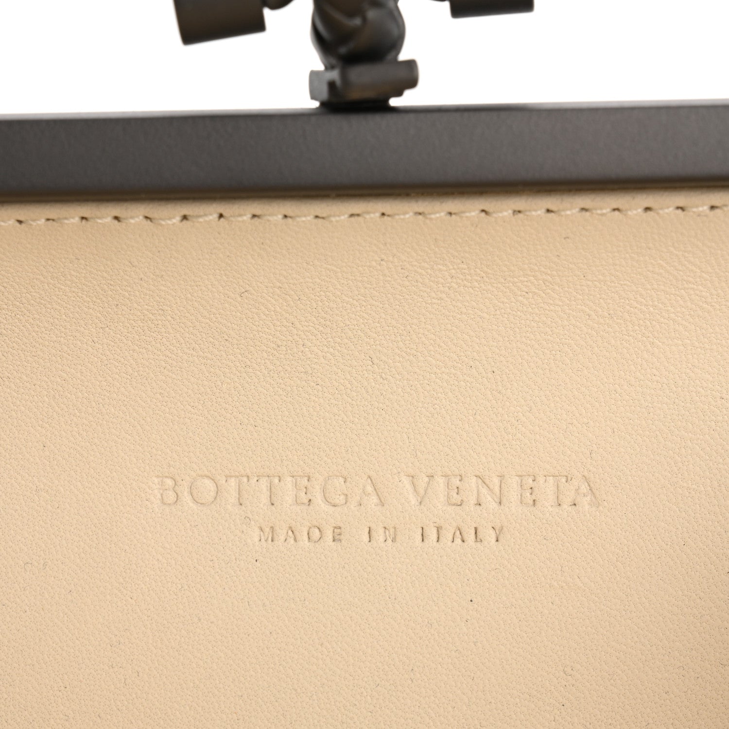 Bottega Veneta Metal Intrecciato Mesh Woven Knot Clutch Argento 6 of 6
