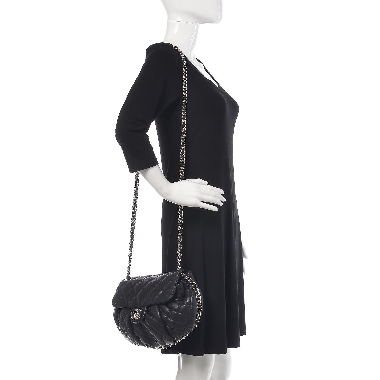 Chanel Washed Lambskin Quilted Medium Chain Around Messenger Black 2 of 11
