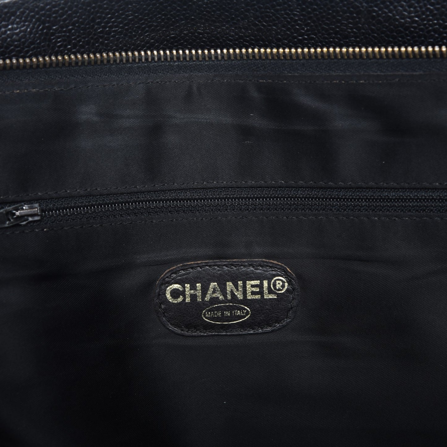 Caviar Shoulder Bag Black