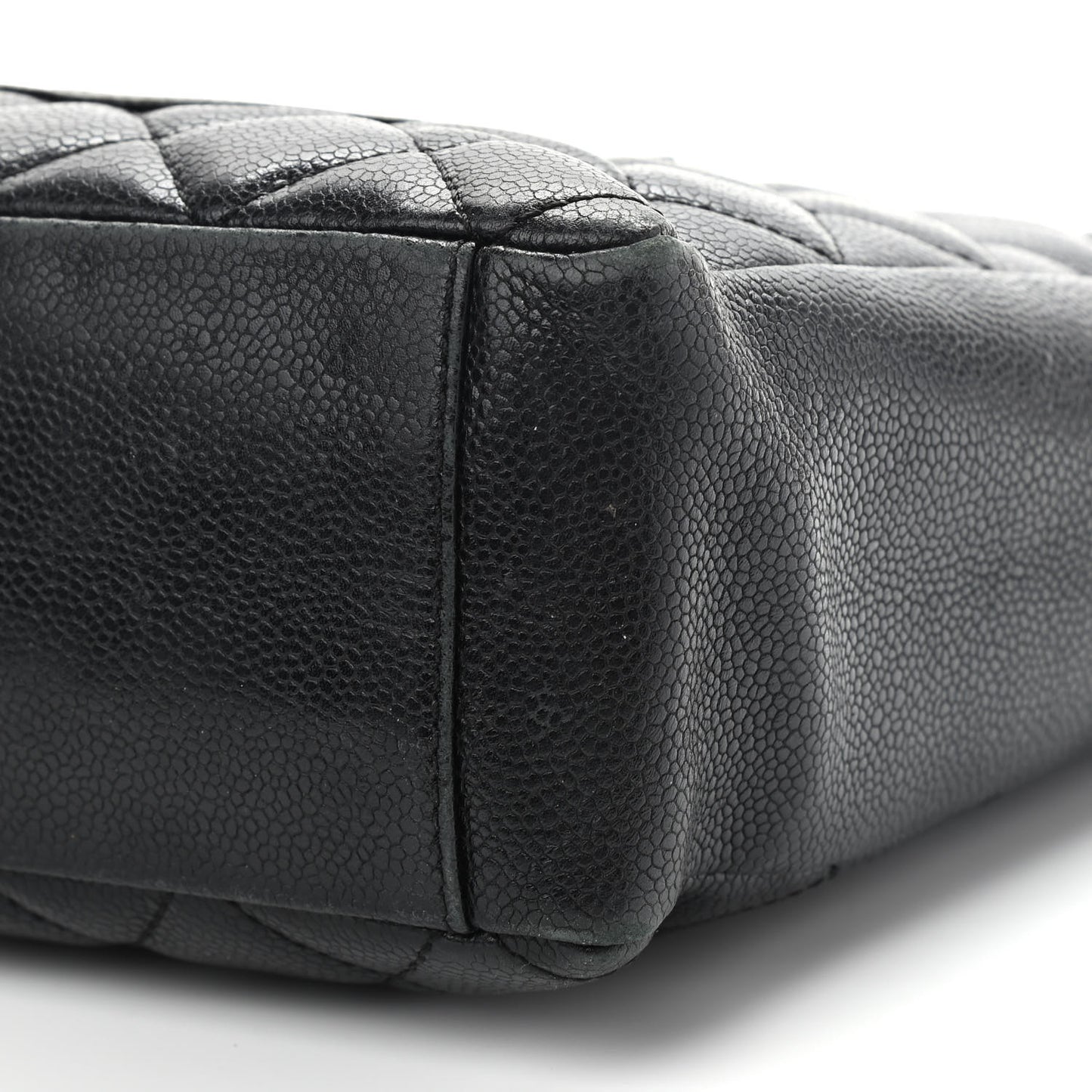 Caviar Quilted Petit Shopping Tote PST Black
