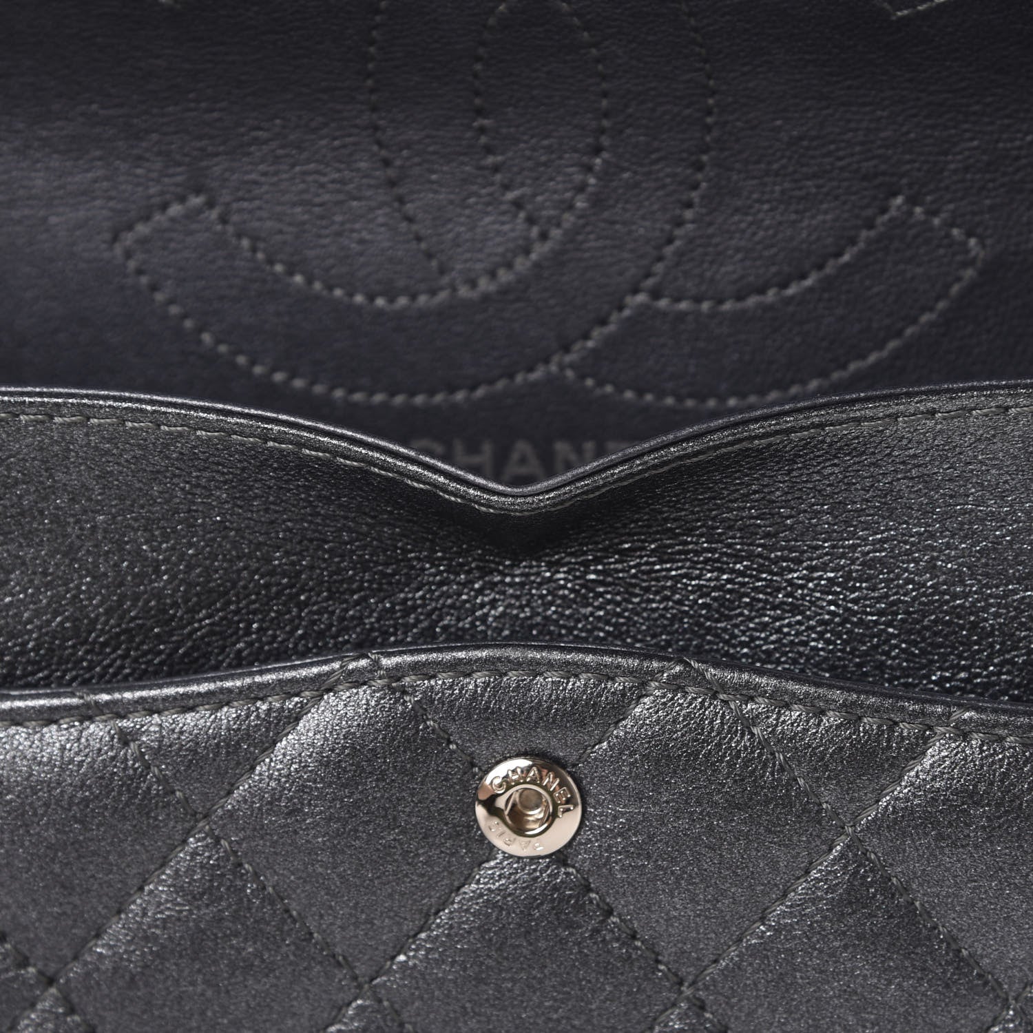 Chanel Metallic Sheepskin Quilted 2.55 Reissue 226 Flap Dark Silver 7 of 13