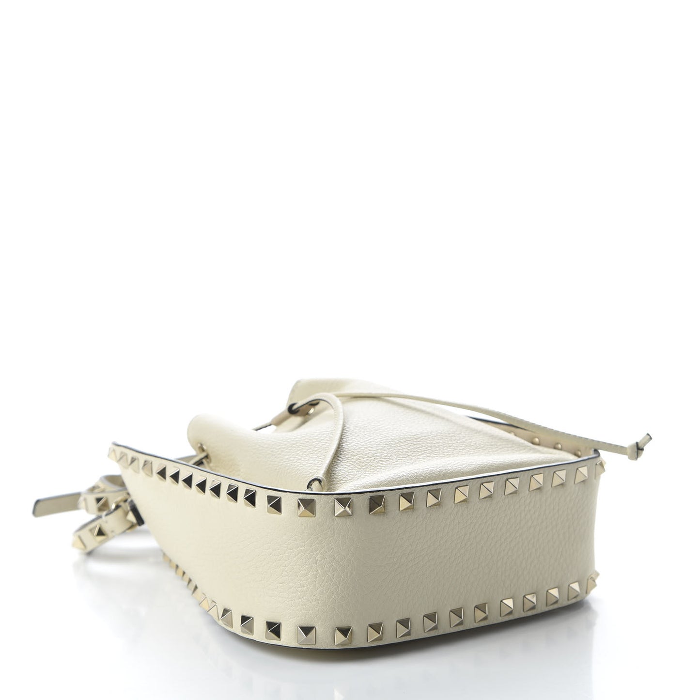 Grained Calfskin Rockstud Bucket Bag Light Ivory