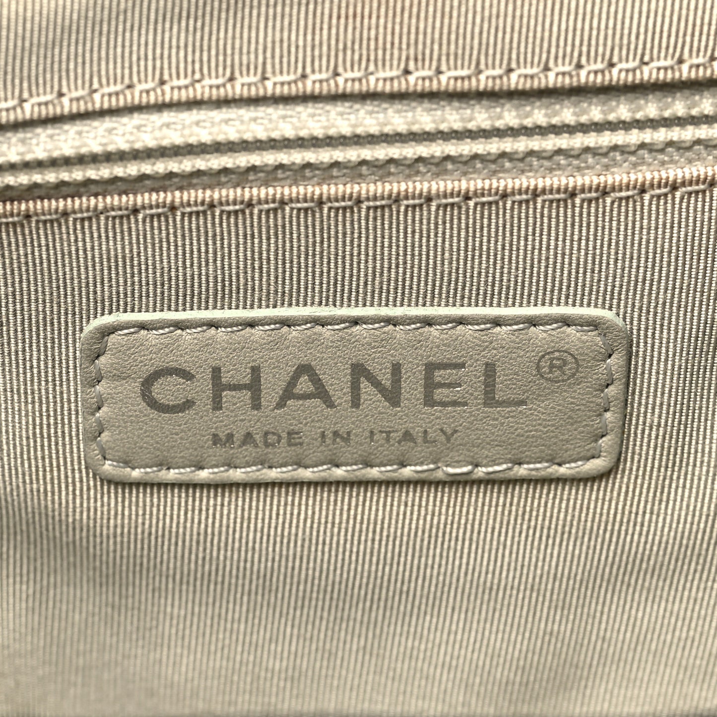 Washed Lambskin Quilted Large Chain Around Flap Black