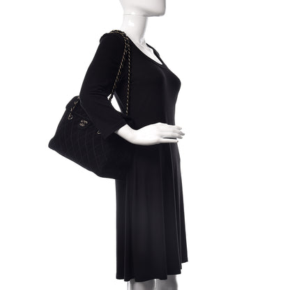 Chanel Suede Diamond Stitched Flap Bag Black 2 of 17