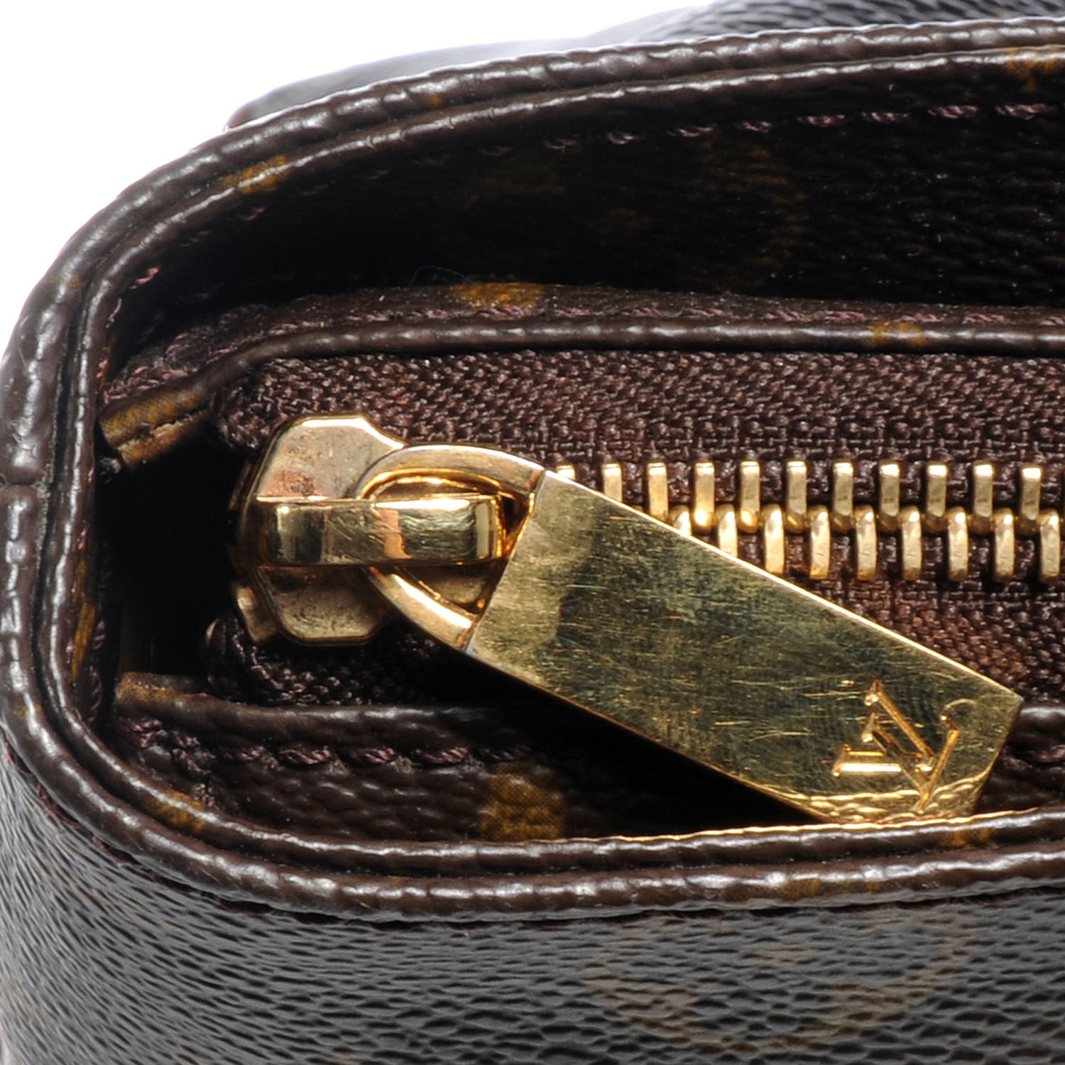 Louis Vuitton Monogram Cabas Mezzo 8 of 8