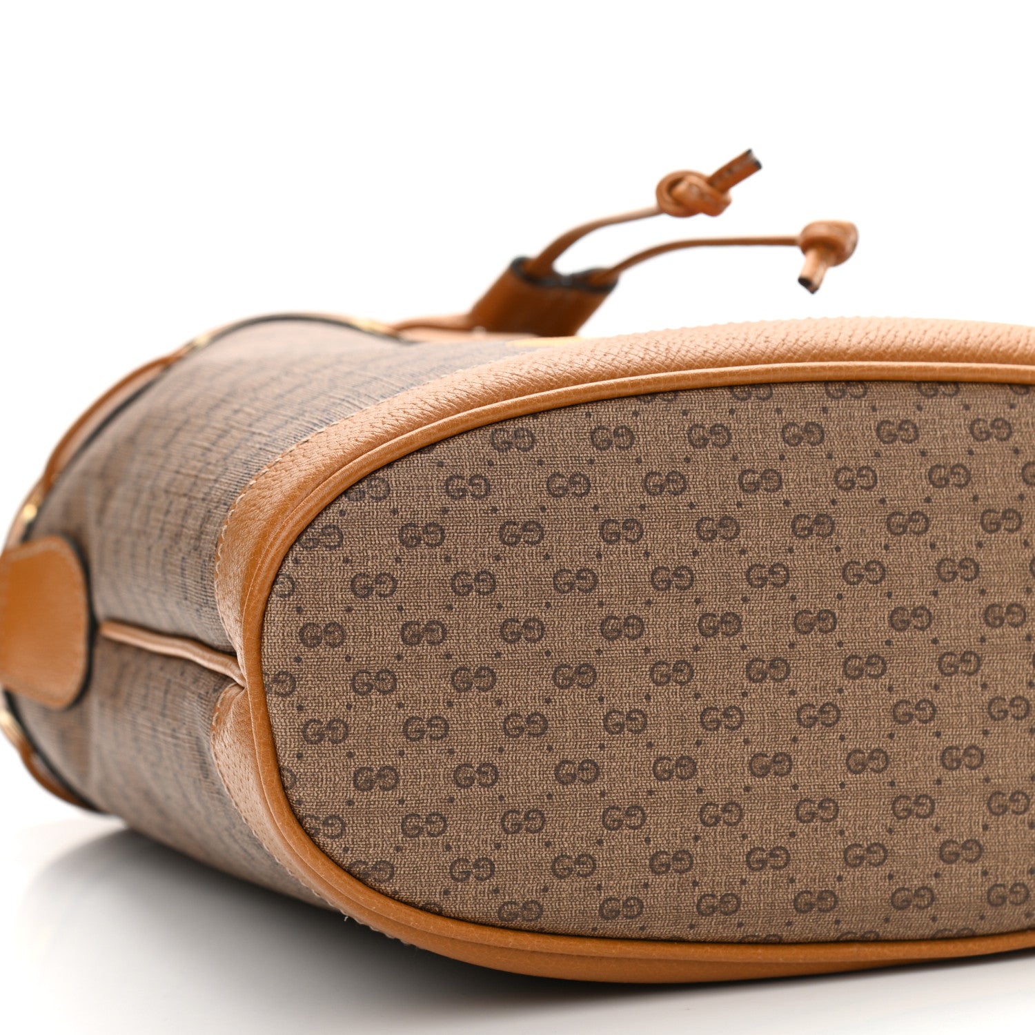 Gucci X DISNEY Mini Vintage GG Supreme Monogram Bucket Bag Beige Vintage Sun Oil 9 of 10
