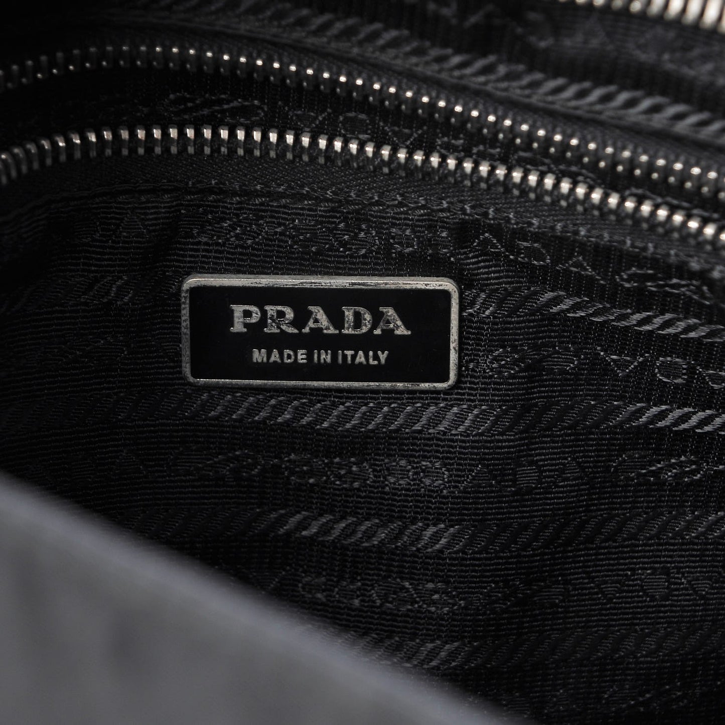 Nylon Vela Front Pocket Messenger Bag Black