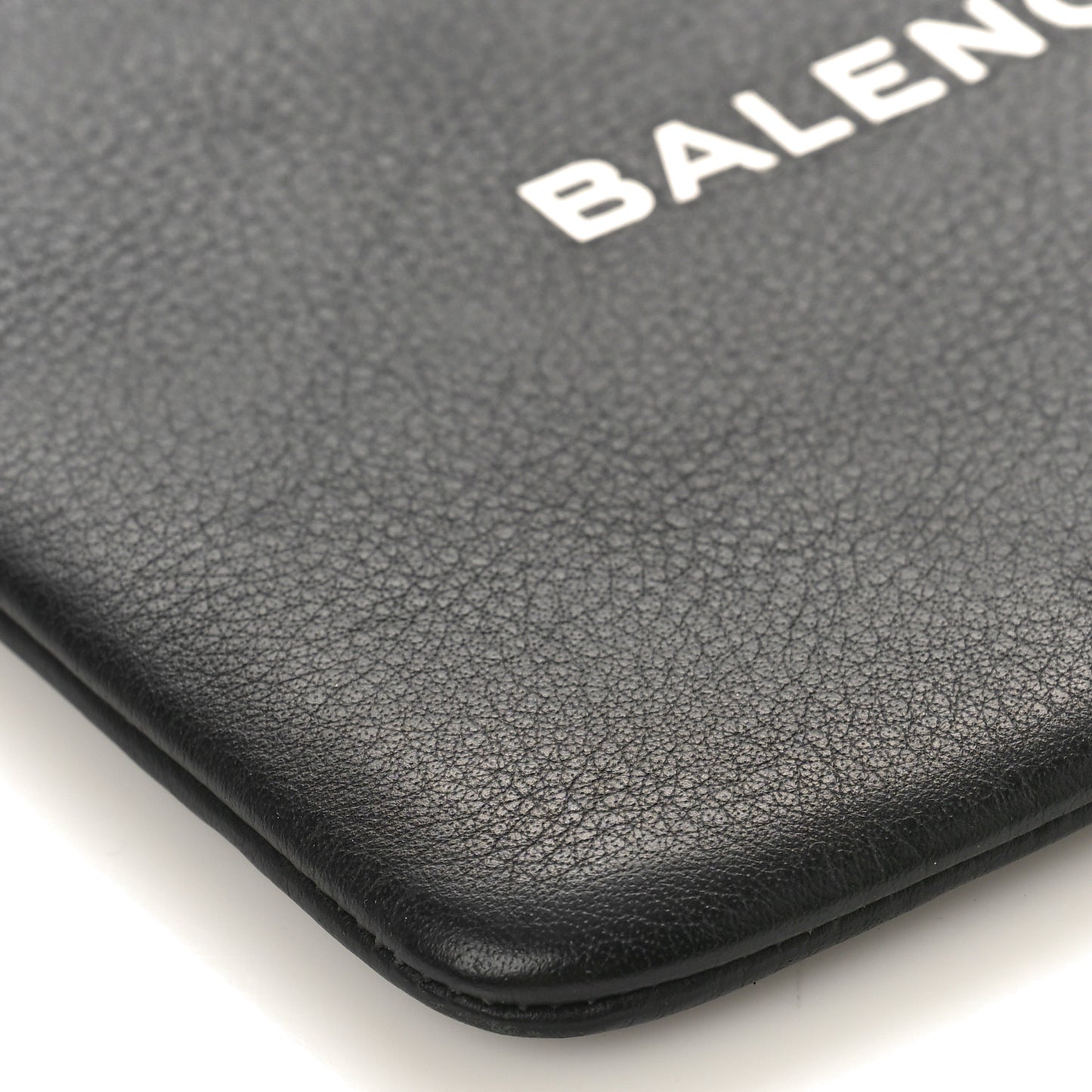 Calfskin Logo Medium Everyday Pouch Black