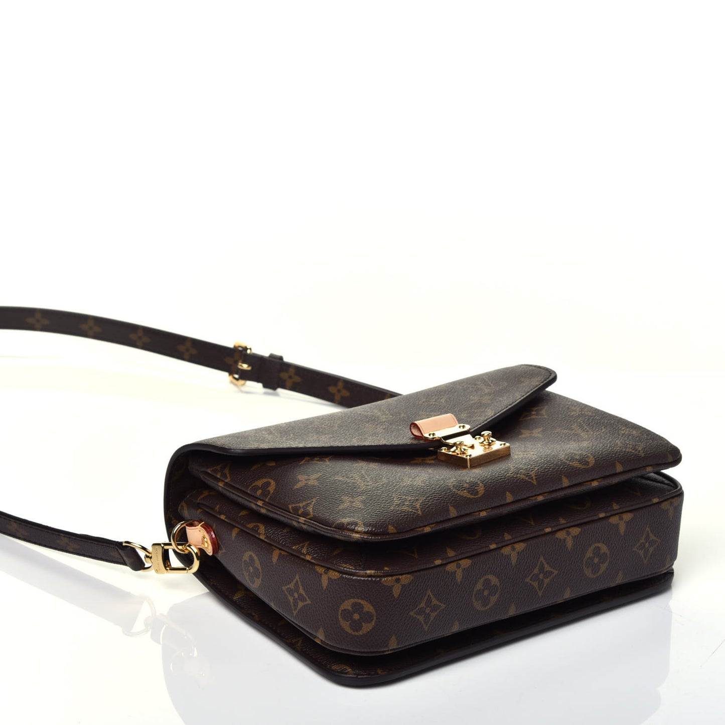 Monogram Pochette Metis