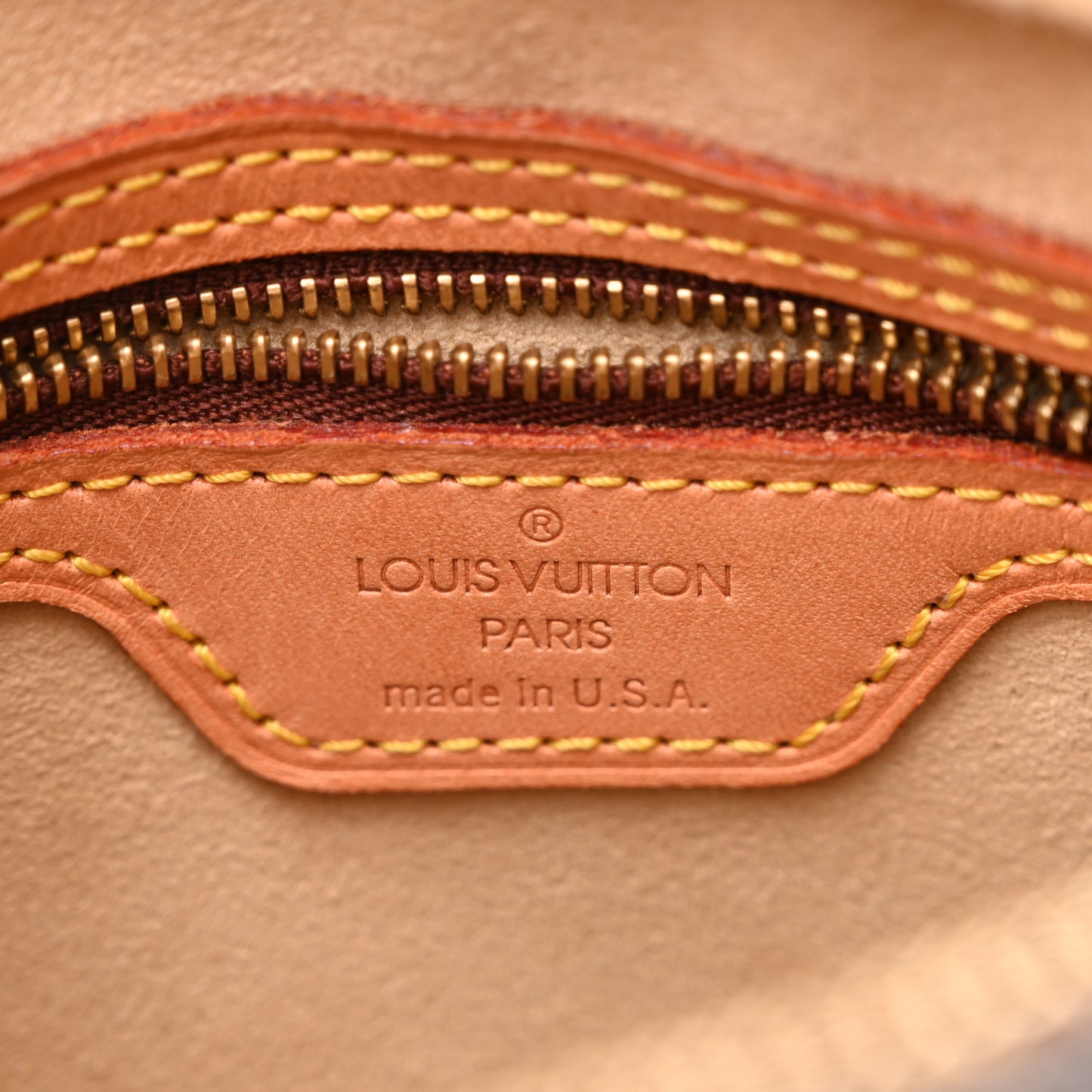Monogram Looping MM