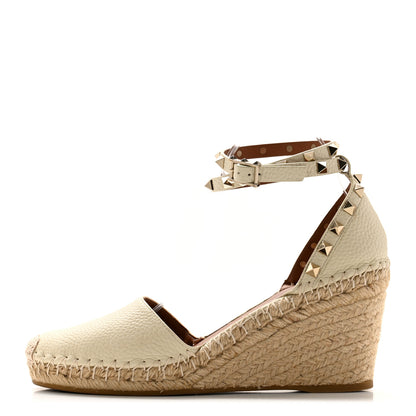 Valentino Garavani Grained Calfskin Rockstud Ankle Wrap Espadrille 15/85mm Wedges 39 Light Ivory 1 of 9