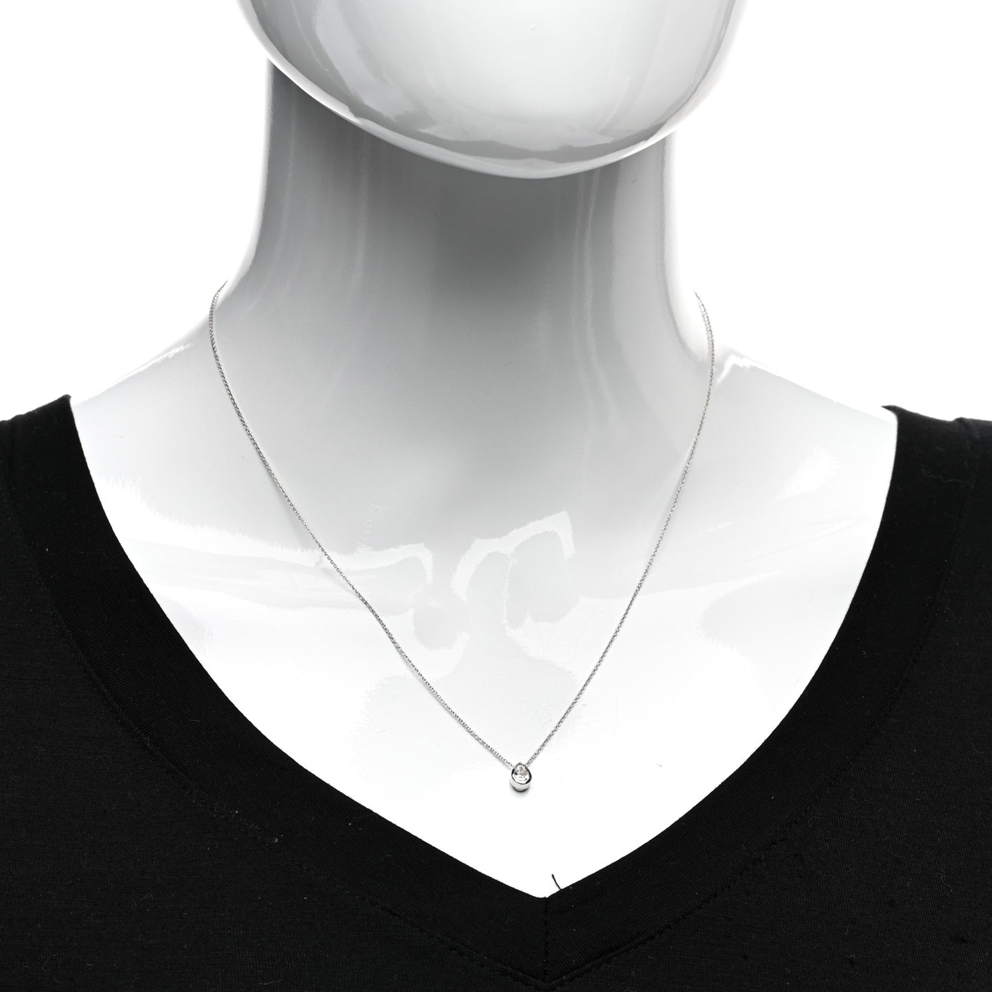 18K White Gold Diamond .20ct Pear Cut Pendant Necklace
