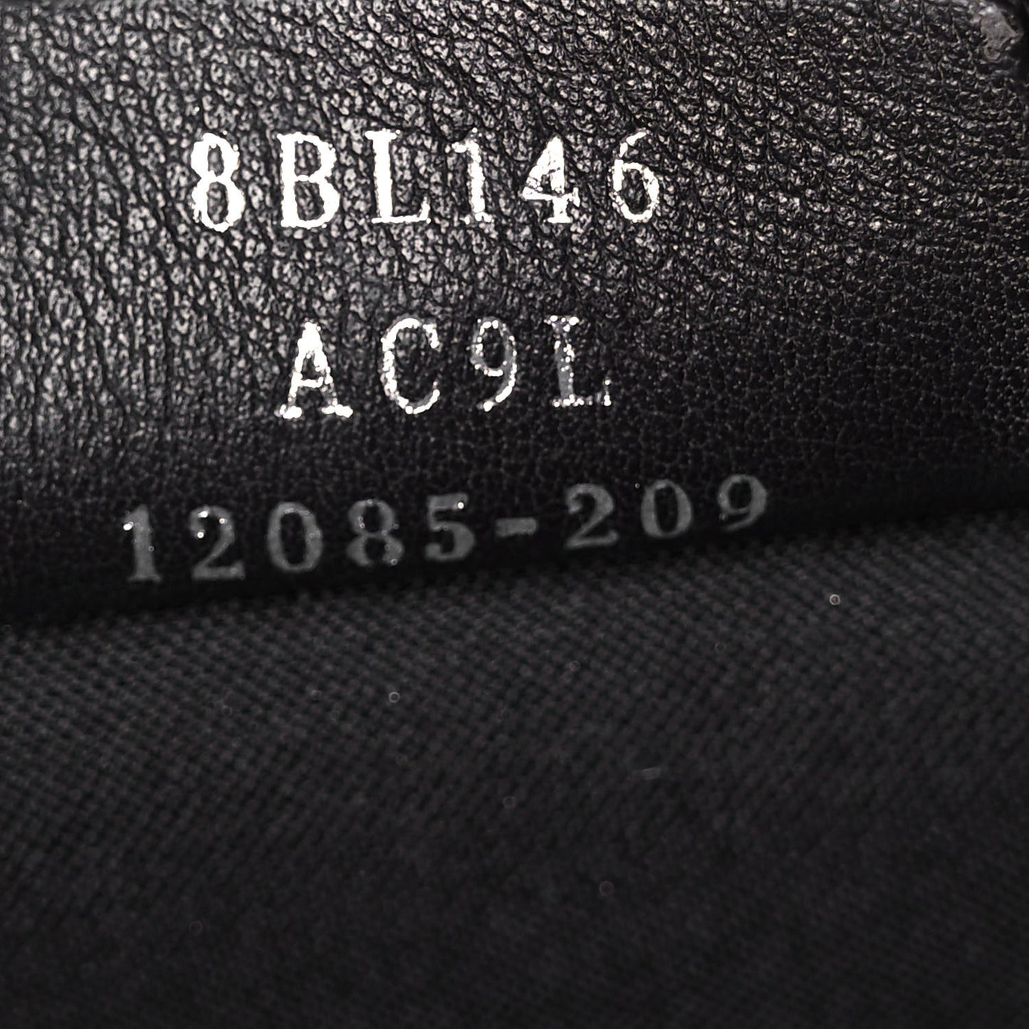 Vitello King Logo Embossed Medium By The Way Boston Bag Cuoio