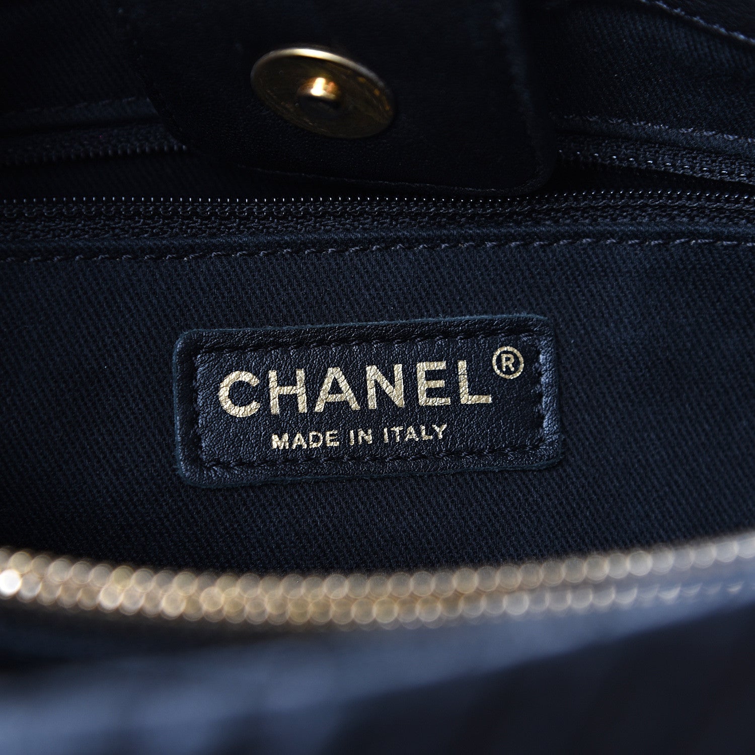 Chanel Wrinkled Lambskin Chevron Quilted Large Surpique Tote Black 5 of 9