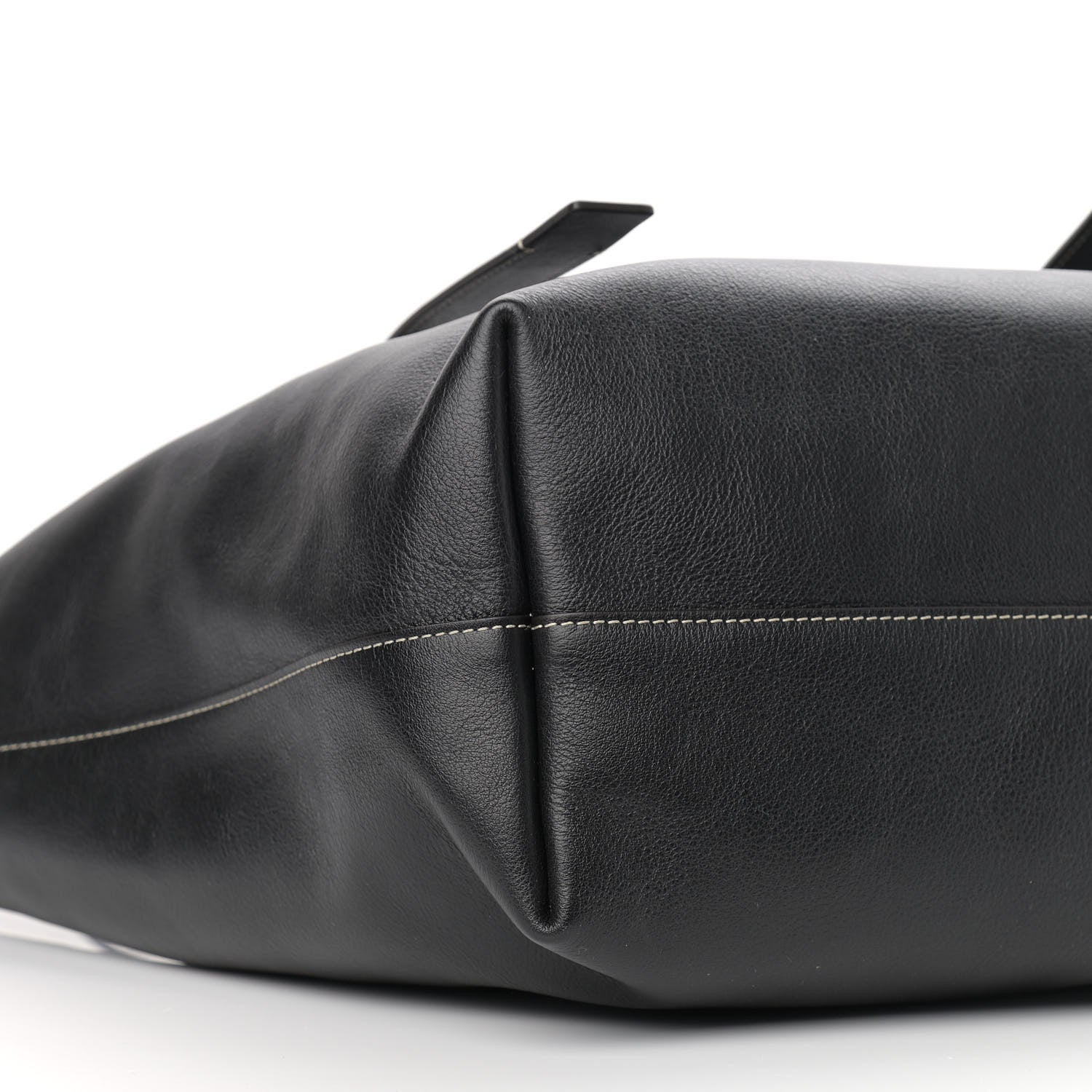Chloe Small Grain Smooth Calfskin Medium Darryl Tote Black 8 of 9