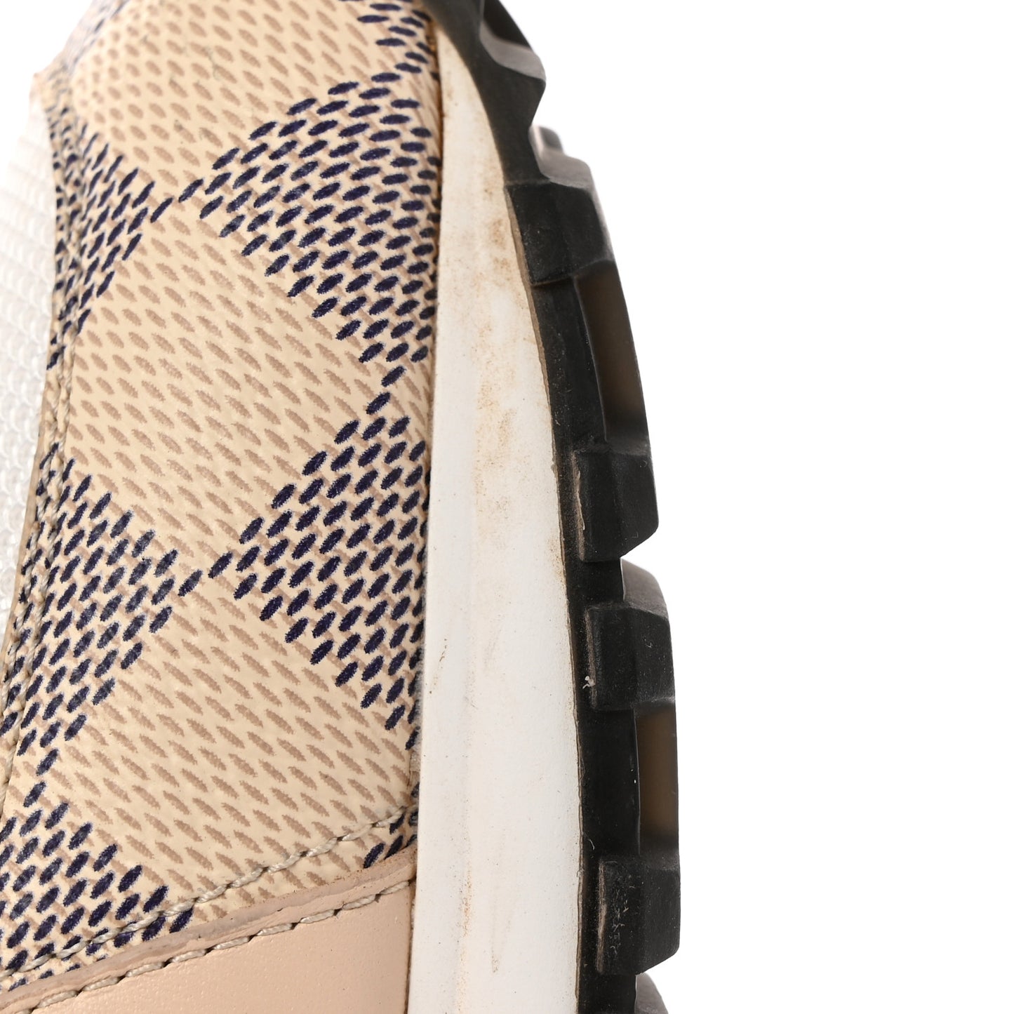 Calfskin Damier Azur Run Away Sneakers 38 White