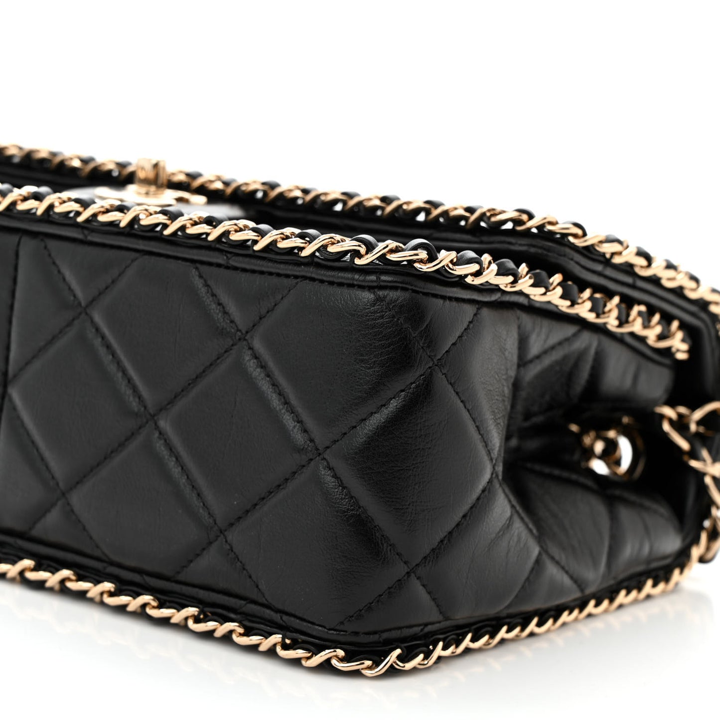 Crumpled Calfskin Medium Chain All Over Flap Black