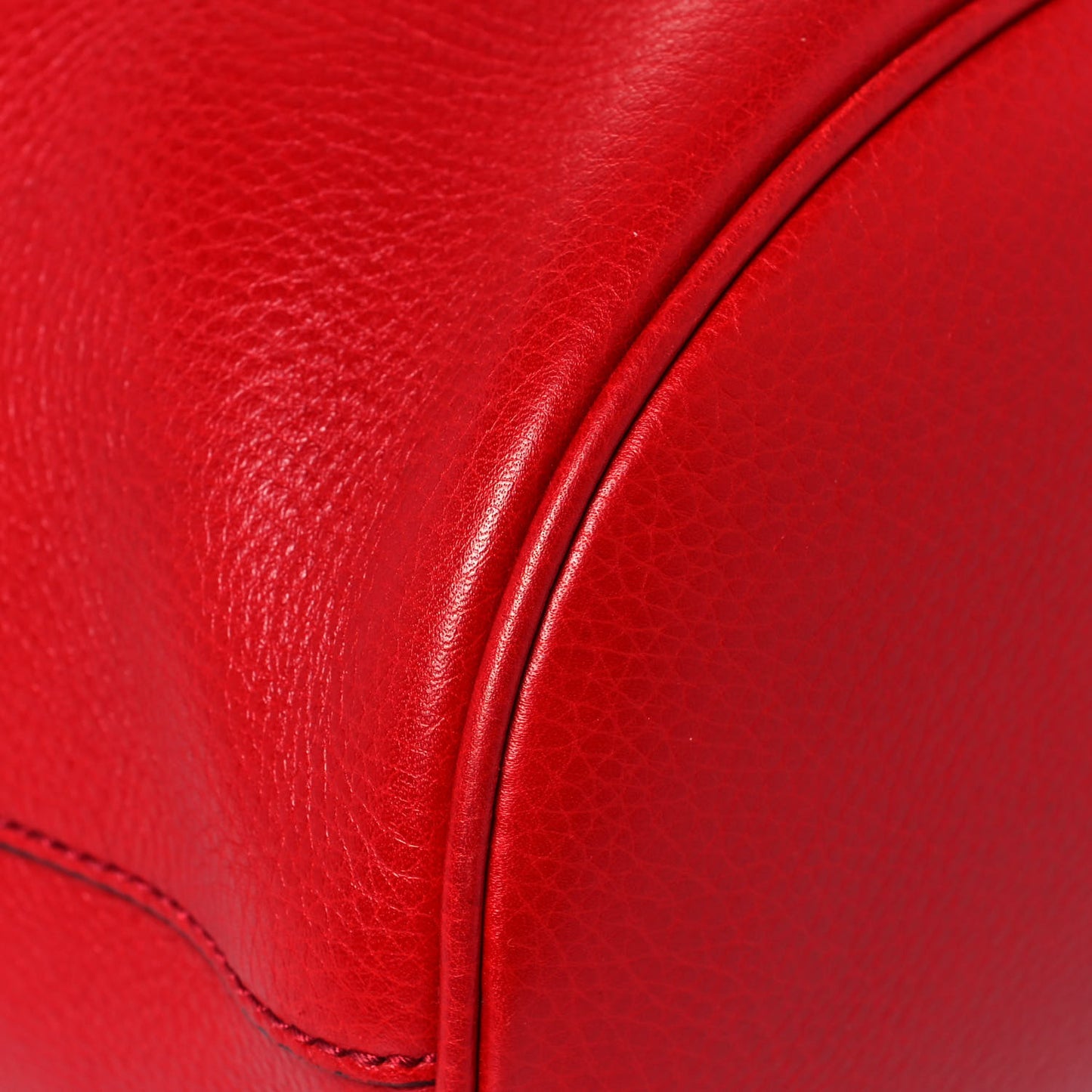Pebbled Calfskin Small Soho Drawstring Backpack Tabasco Red