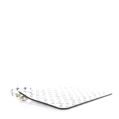 Louis Vuitton Monogram Giant Neverfull MM GM Pochette White 7 of 9