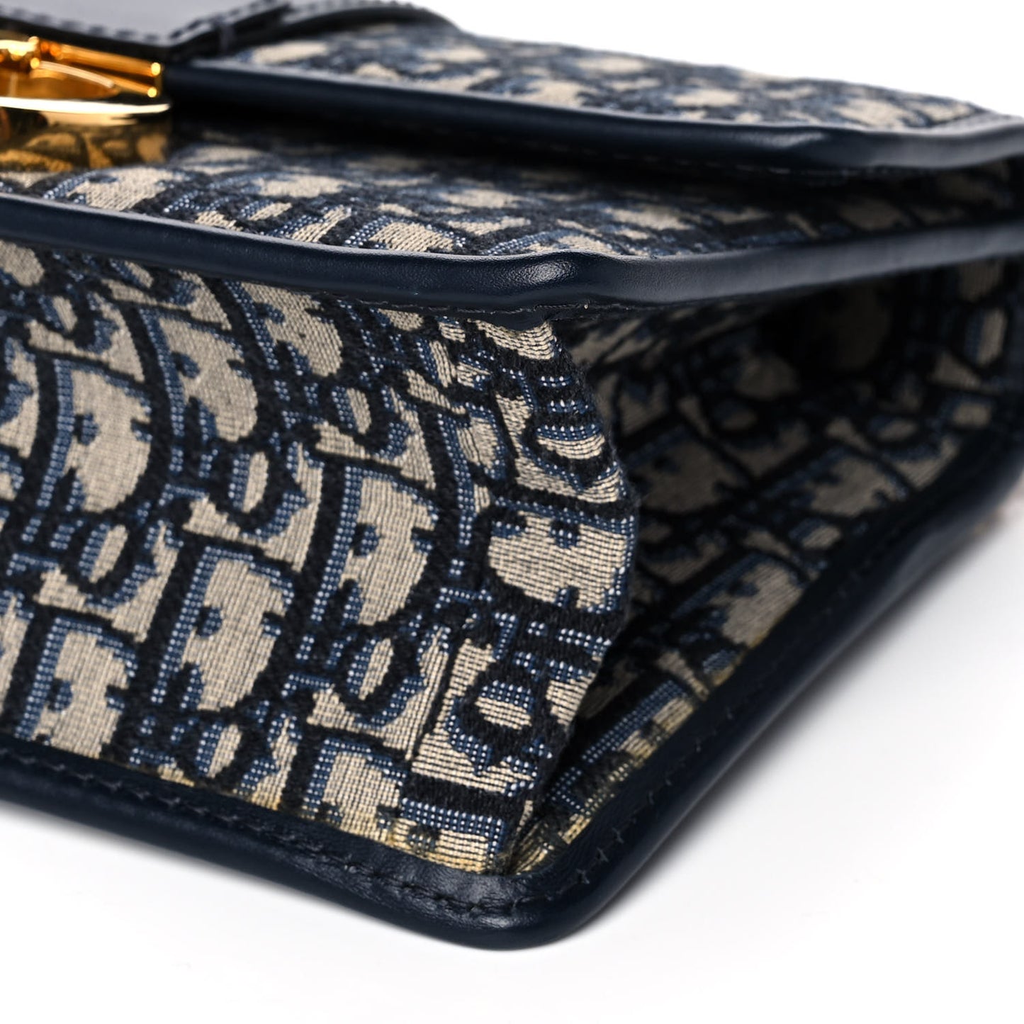 Oblique 30 Montaigne Chain Flap Bag Blue