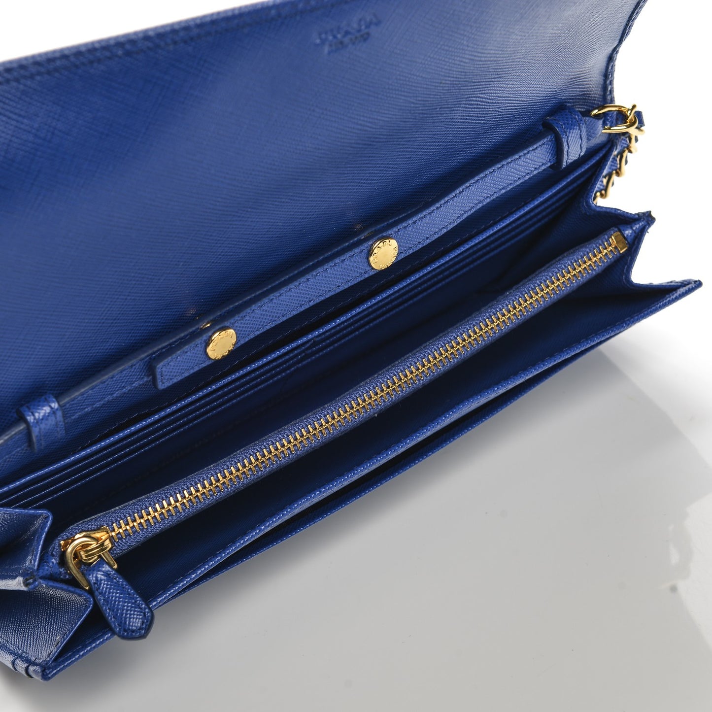 Saffiano Metal Oro Chain Wallet Royal