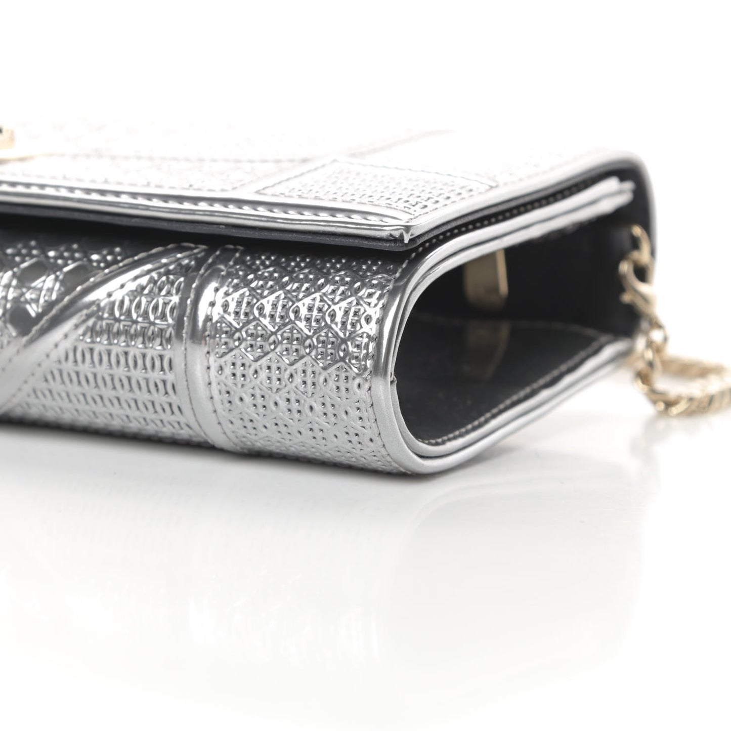 Metallic Patent Micro-Cannage Diorama Croisiere Chain Wallet Silver