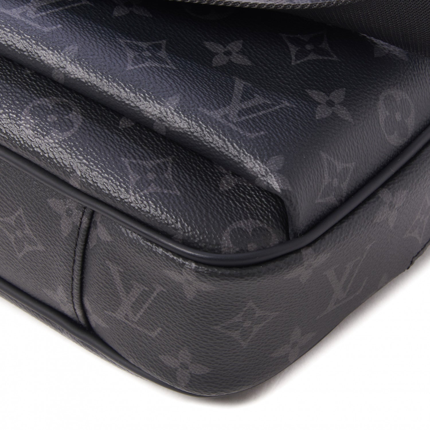 Louis Vuitton Monogram Eclipse Explorer Bumbag 5 of 9