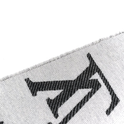 Louis Vuitton Wool Simply LV Scarf Black 4 of 4