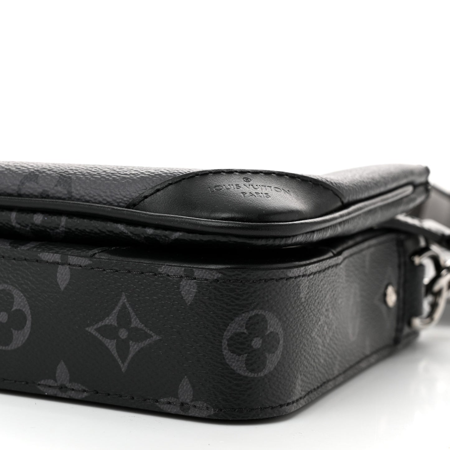 Reverse Monogram Eclipse Trio Messenger