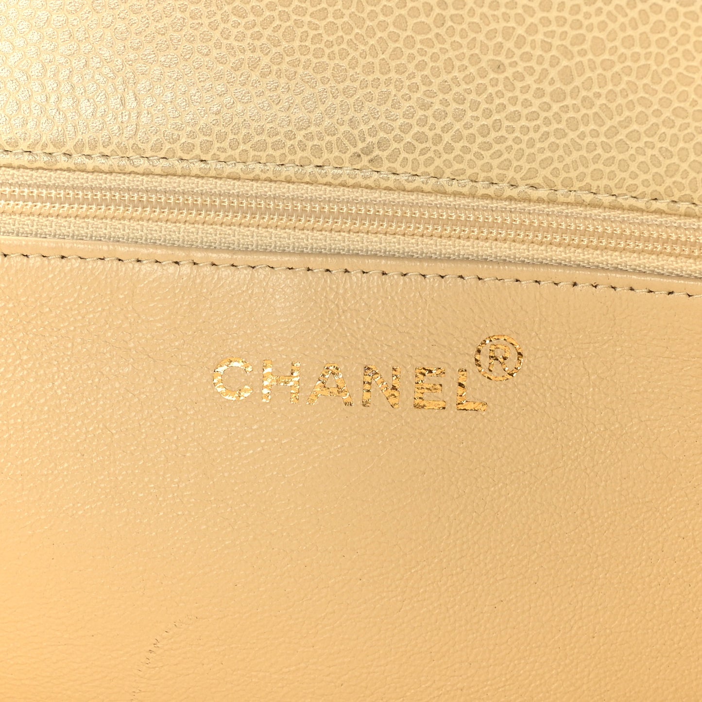 Caviar CC Tote Beige Clair