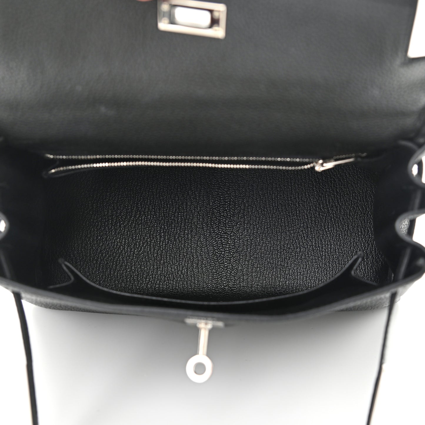 Togo Kelly Retourne 25 Black