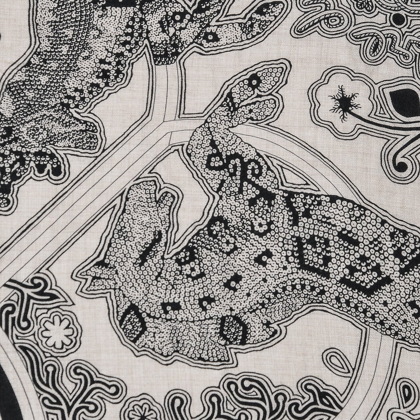 Cashmere Silk L'Arbre Du Vent Shawl 140