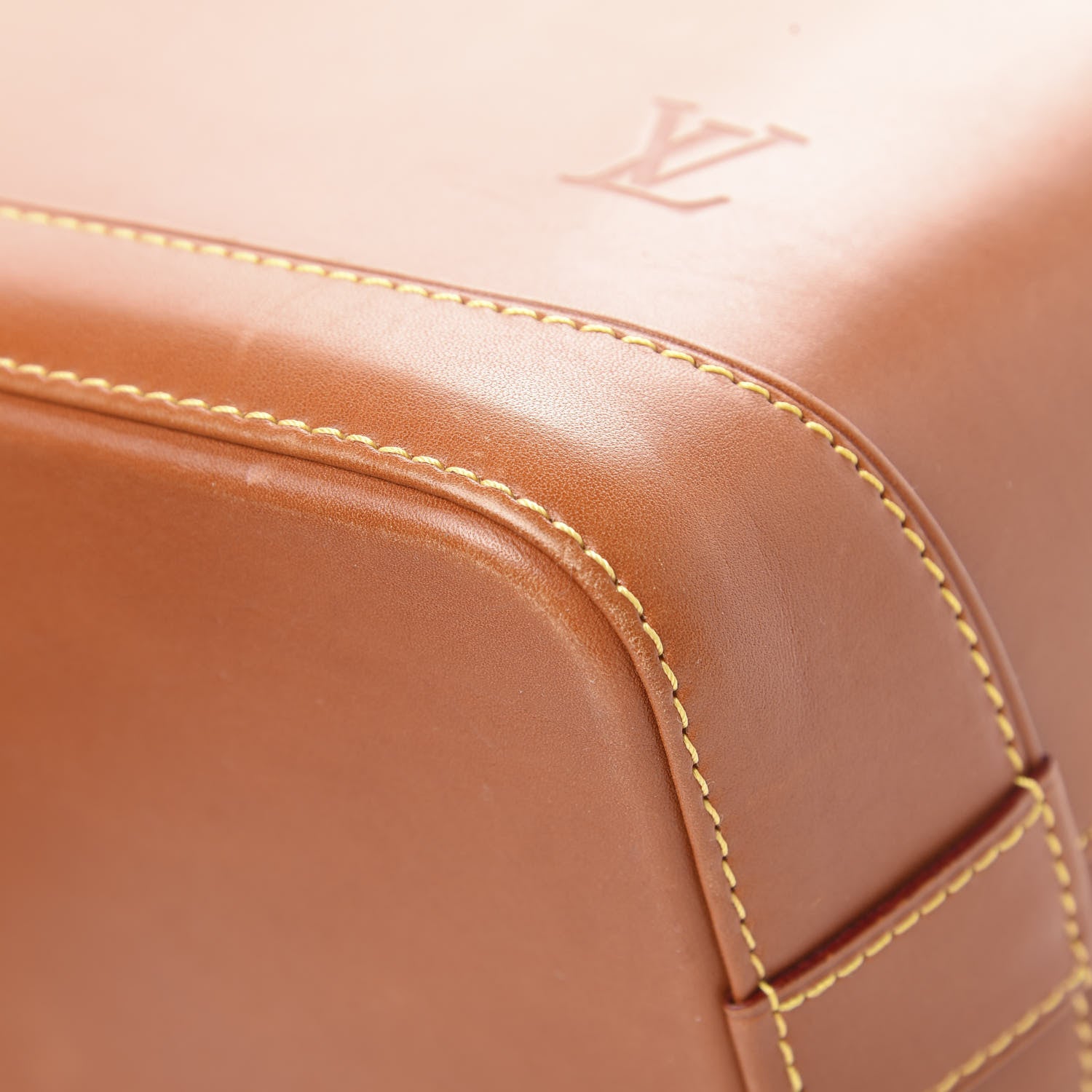 Louis Vuitton Nomade Lockit Caramel 9 of 18