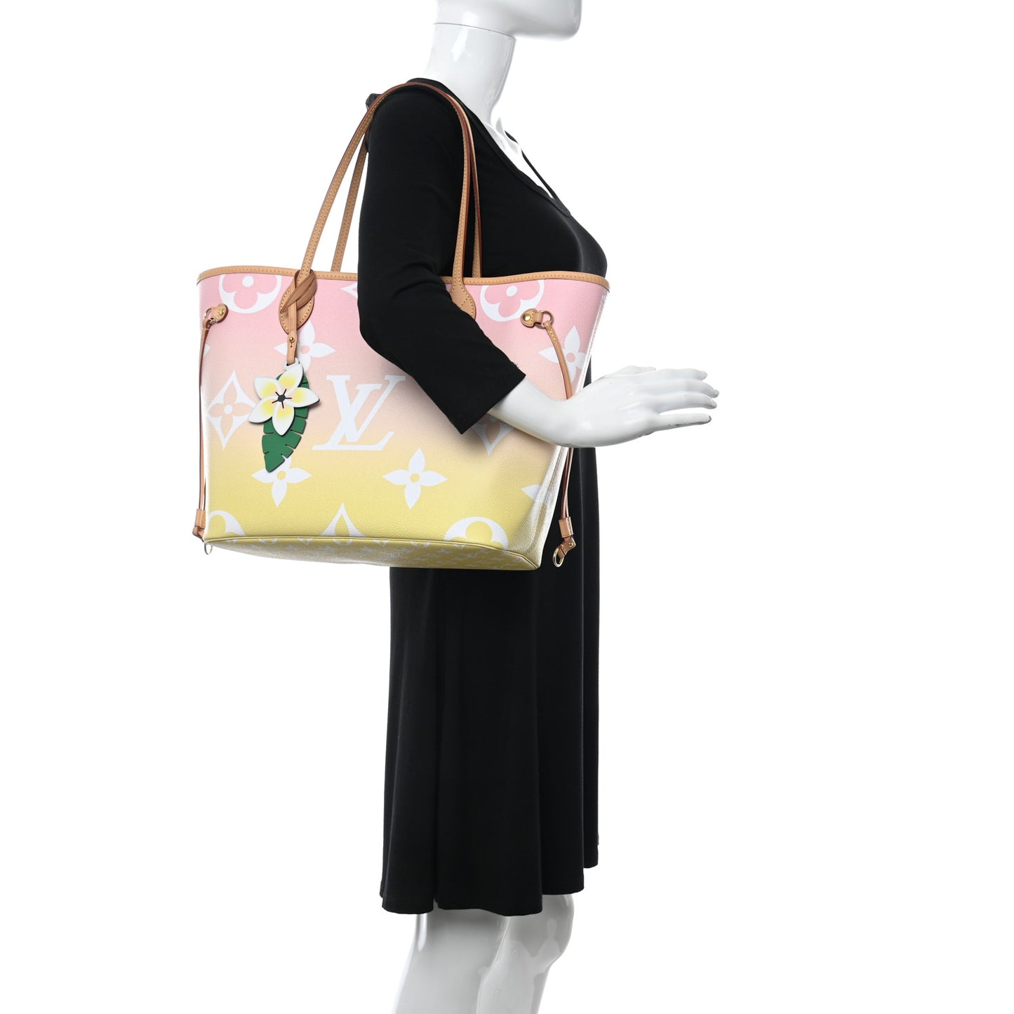 Monogram Giant By The Pool Neverfull MM Light Pink