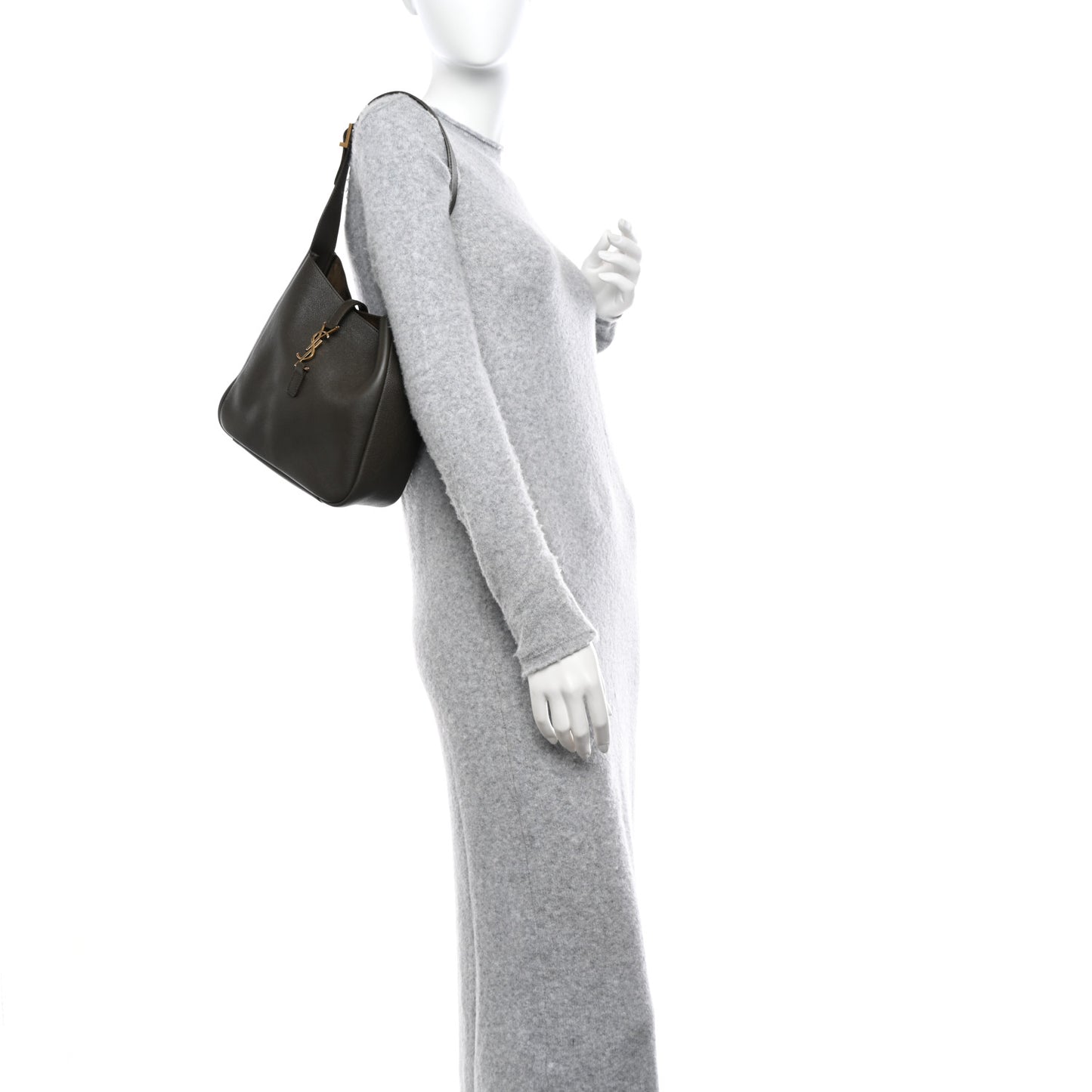 Smooth Calfskin Small Le 5 A 7 Soft Hobo Light Musk