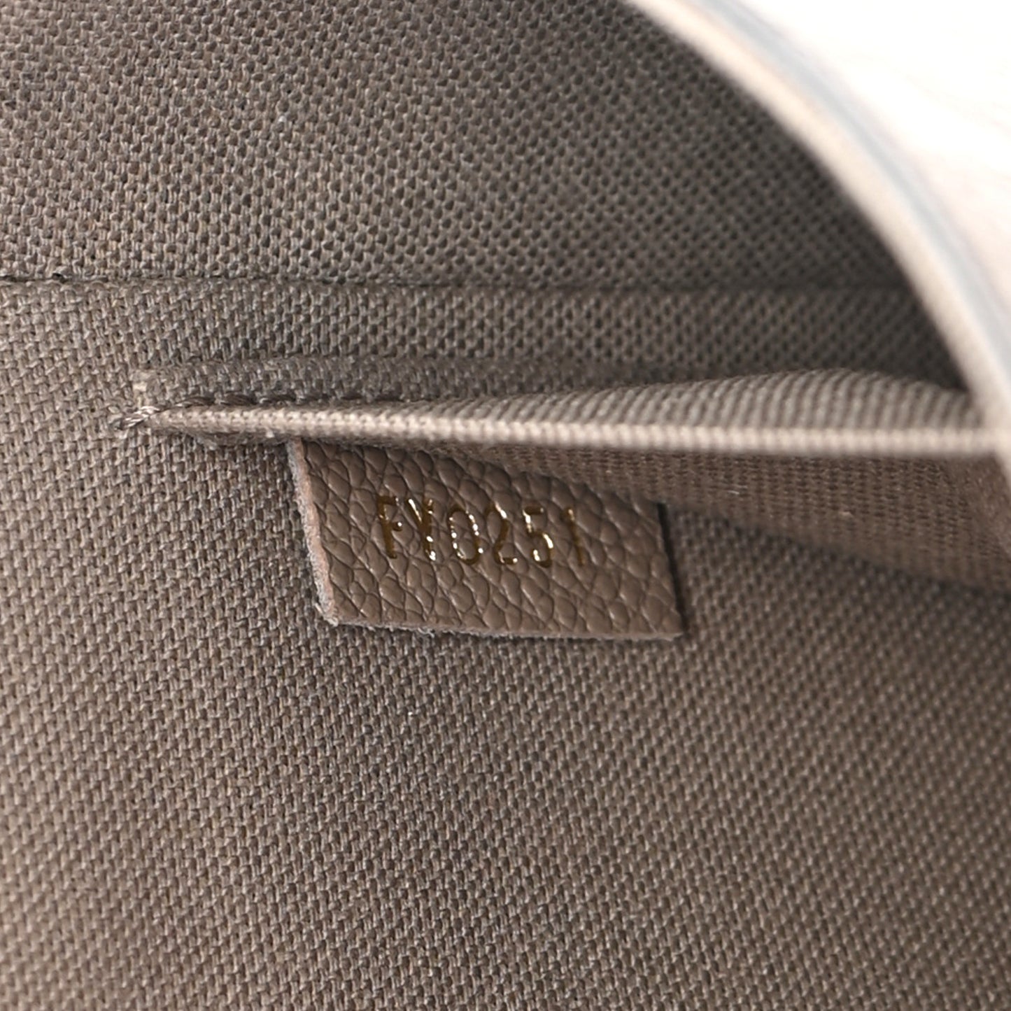 Empreinte Monogram Giant Felicie Pochette Tourterelle Creme