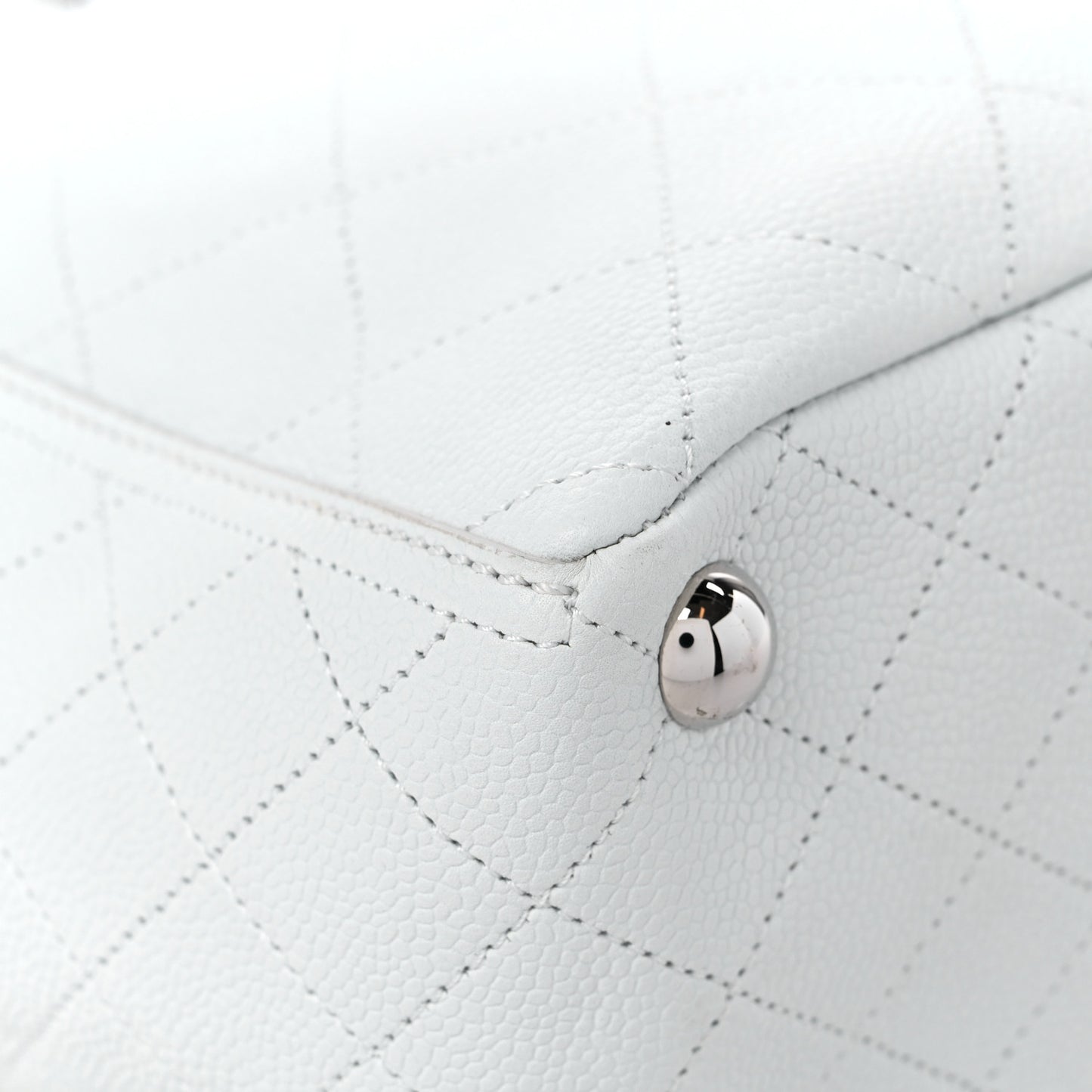 Caviar Stitched CC Pocket Tote White