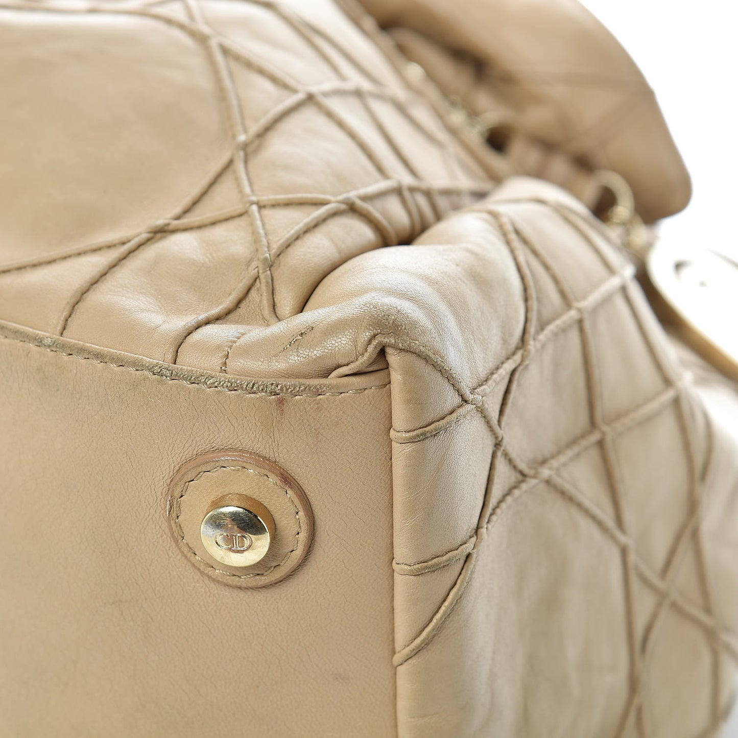 Lambskin Cannage Medium Le Trente Tote Beige