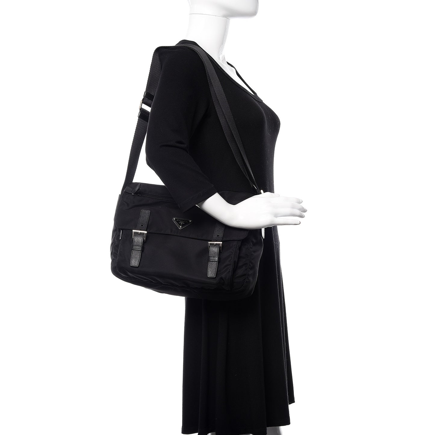 Nylon Vela Sport Messenger Bag Black