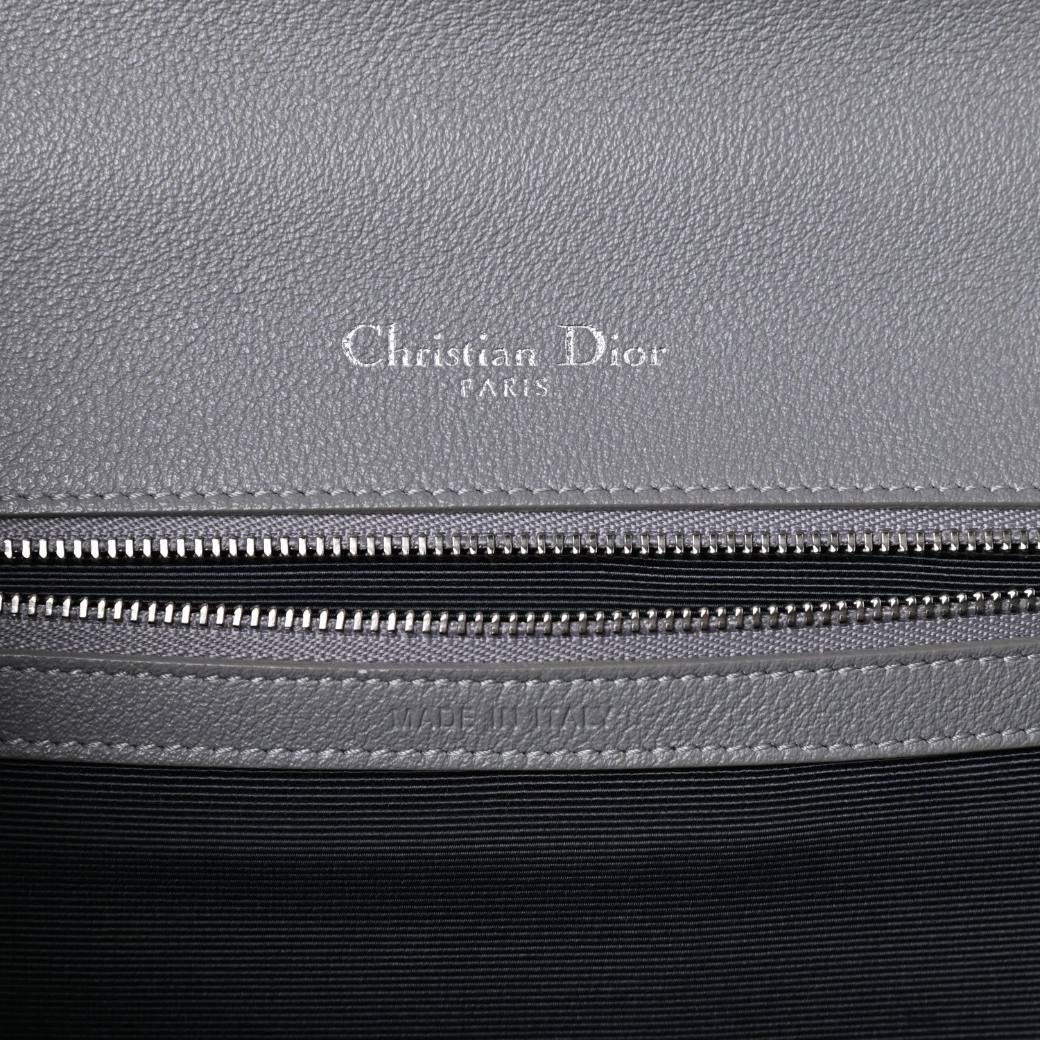 Christian Dior Grained Calfskin Medium Diorama Flap Bag Gris 6 of 9
