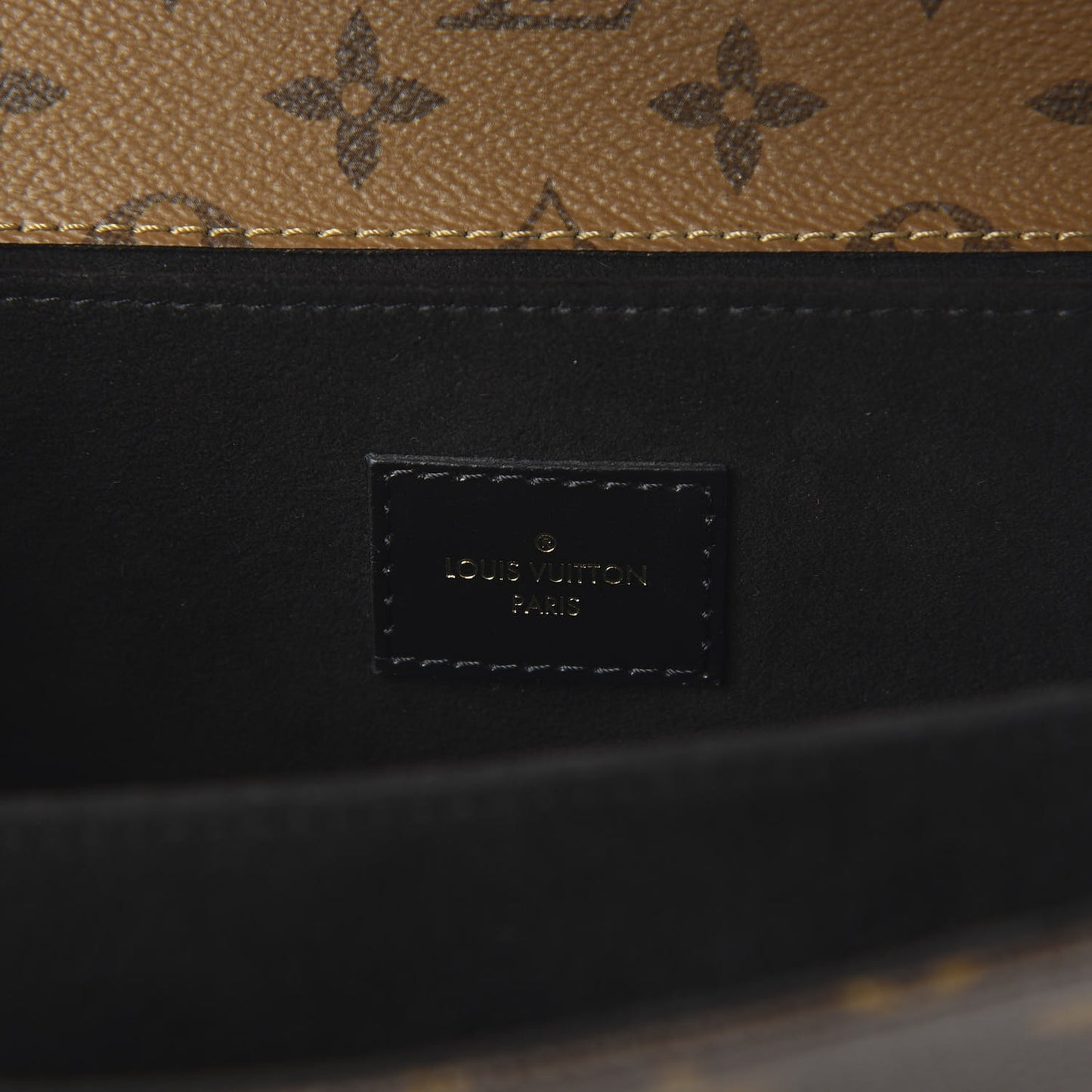 Reverse Monogram Pochette Metis
