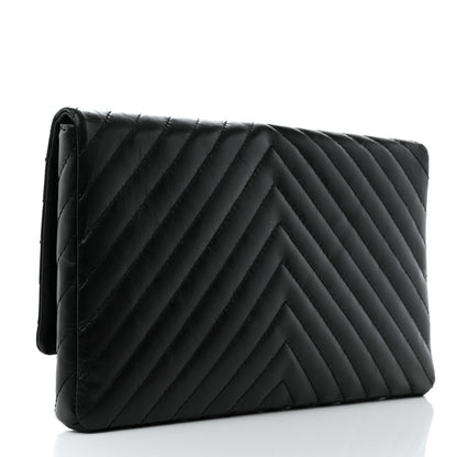 Chanel Aged Calfskin Chevron Quilted Reissue 2.55 Clutch Black 3 of 7